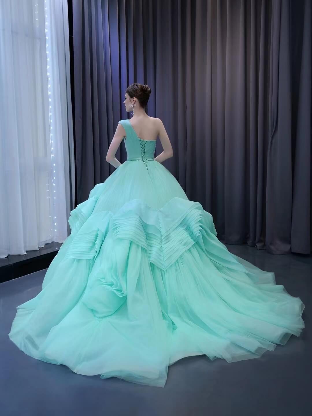 Tiffany Blue Ball Gown Wedding Dress Tiered Ruffle Cinderella Quincean Viniodress Tiffany Blue Ball Gown Wedding Dress Tiered Ruffle Cinderella Quincean Viniodress