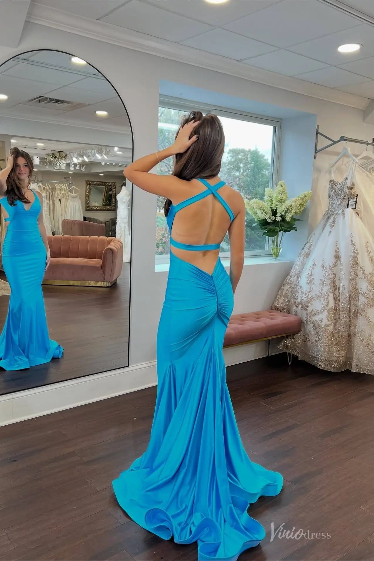 Turquoise Blue Halter Neck Mermaid Prom Dress with Sleek Fitted Bodice, Open Back & Sweep Train – SS148-prom dresses 2026-Viniodress-Blue-Custom Size-