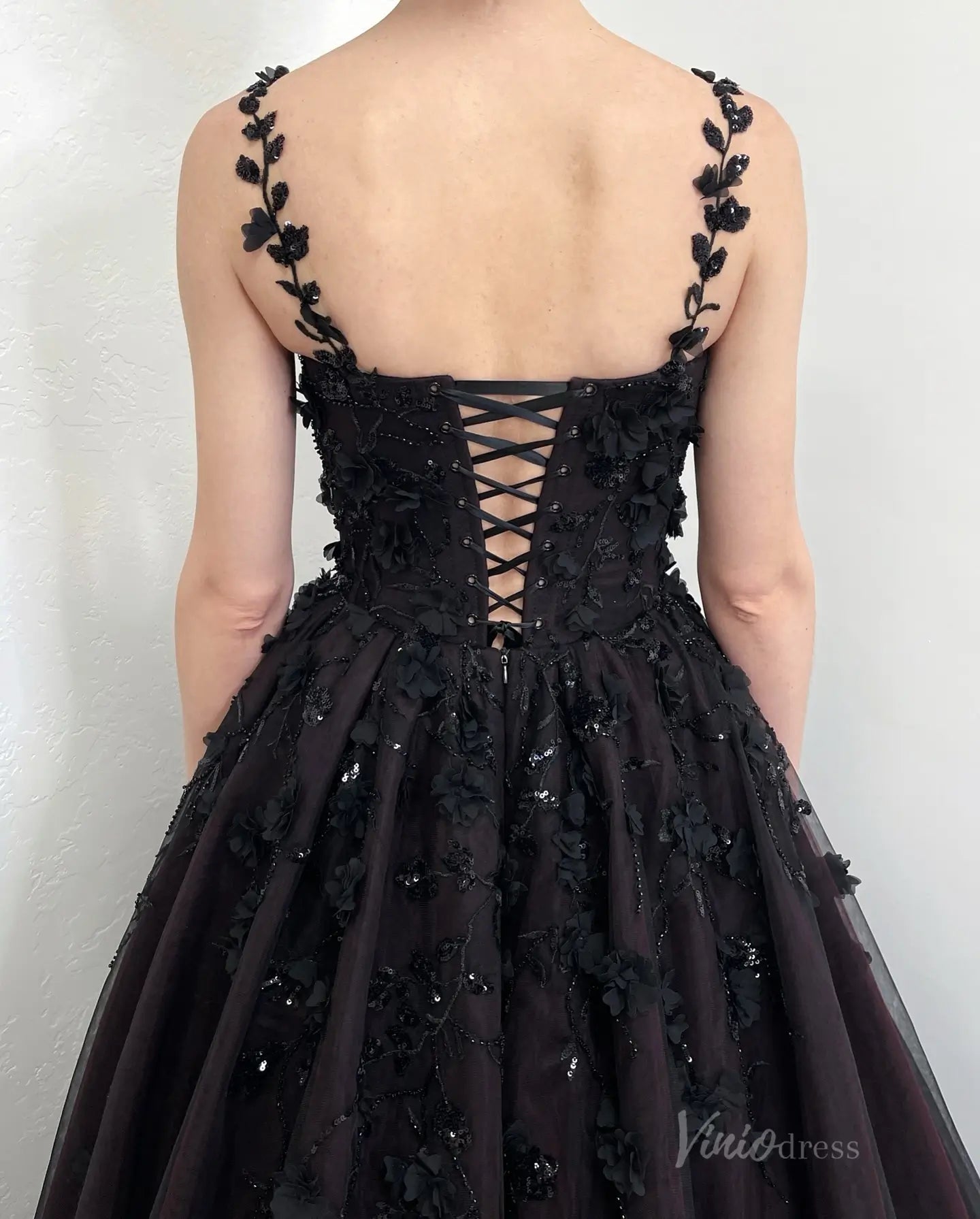 Unique Black Wedding Dress | Beaded Floral Appliqué Gown with Burgundy Lining & Lace-Up Back BK109-wedding dresses 2025 -Viniodress-Black-Custom Size-