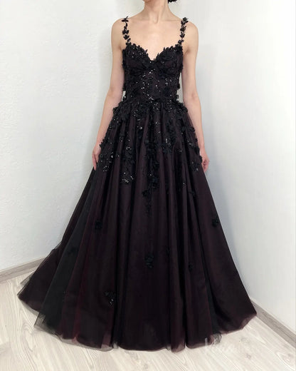Unique Black Wedding Dress | Beaded Floral Appliqué Gown with Burgundy Lining & Lace-Up Back BK109-wedding dresses 2025 -Viniodress-Black-Custom Size-