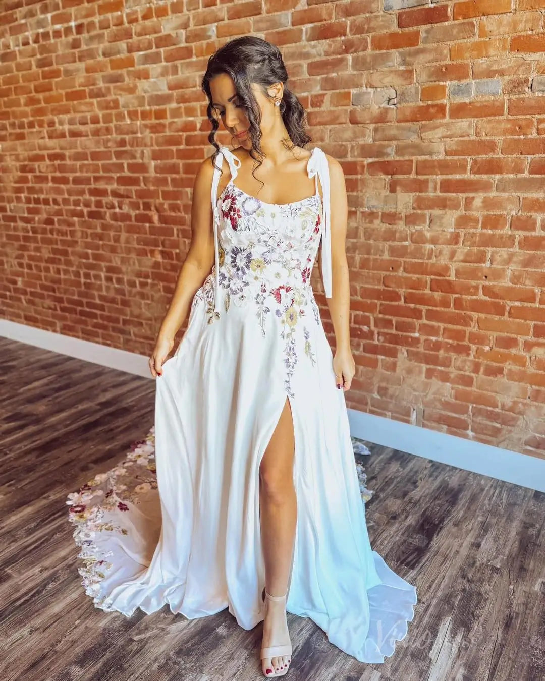 Unique Floral Wedding Dress with Slit & Pockets | Wildflower Embroidered A-Line Gown FW120-wedding dresses 2025 -Viniodress-Floral-Custom Size-