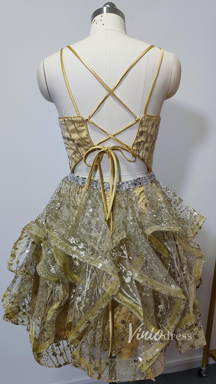 V-neck Sparkly Pink Homecoming Dresses Spaghetti Strap Cocktail Dress SD1236-Homecoming Dresses 2025 -Viniodress-Gold-Custom Size-