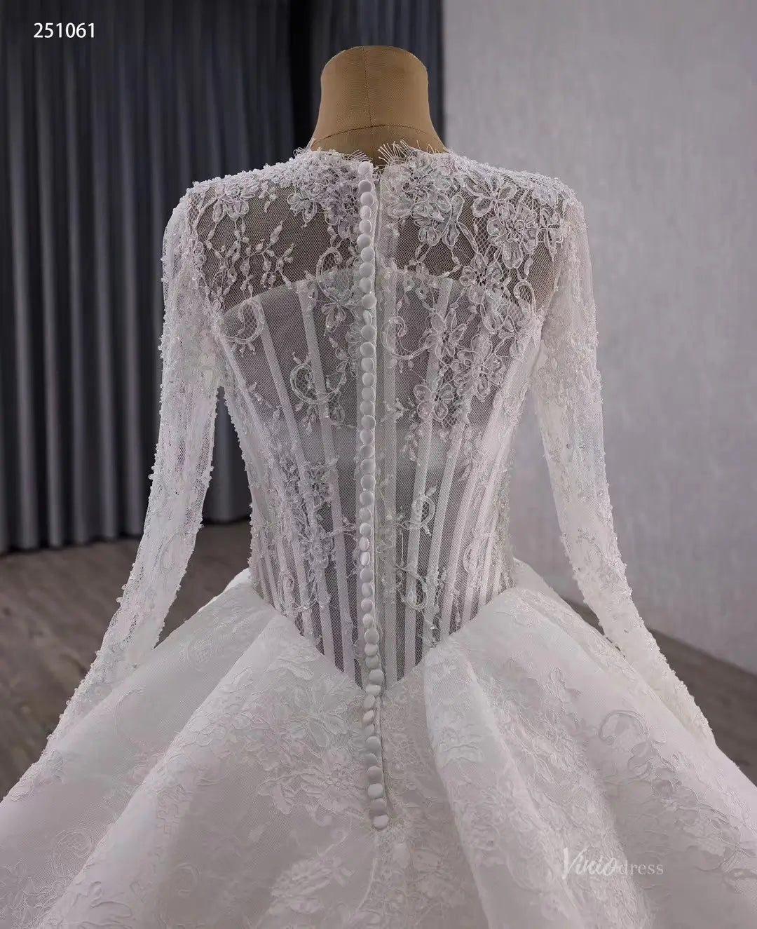 Vintage Basque Waist Ball Gown Lace Wedding Dress with Long Sleeves & V-Neck 251061-wedding dresses 2026-Viniodress-Ivory-Custom Size-