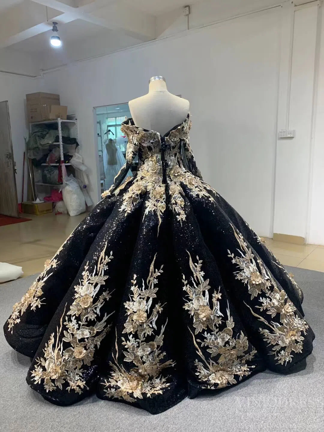 Quinceanera Dresses 2025 Vintage Black Wedding Dress FD1109 Off Shoulder Long Sleeves-plus size wedding dresses Viniodress-Green-Custom Size-