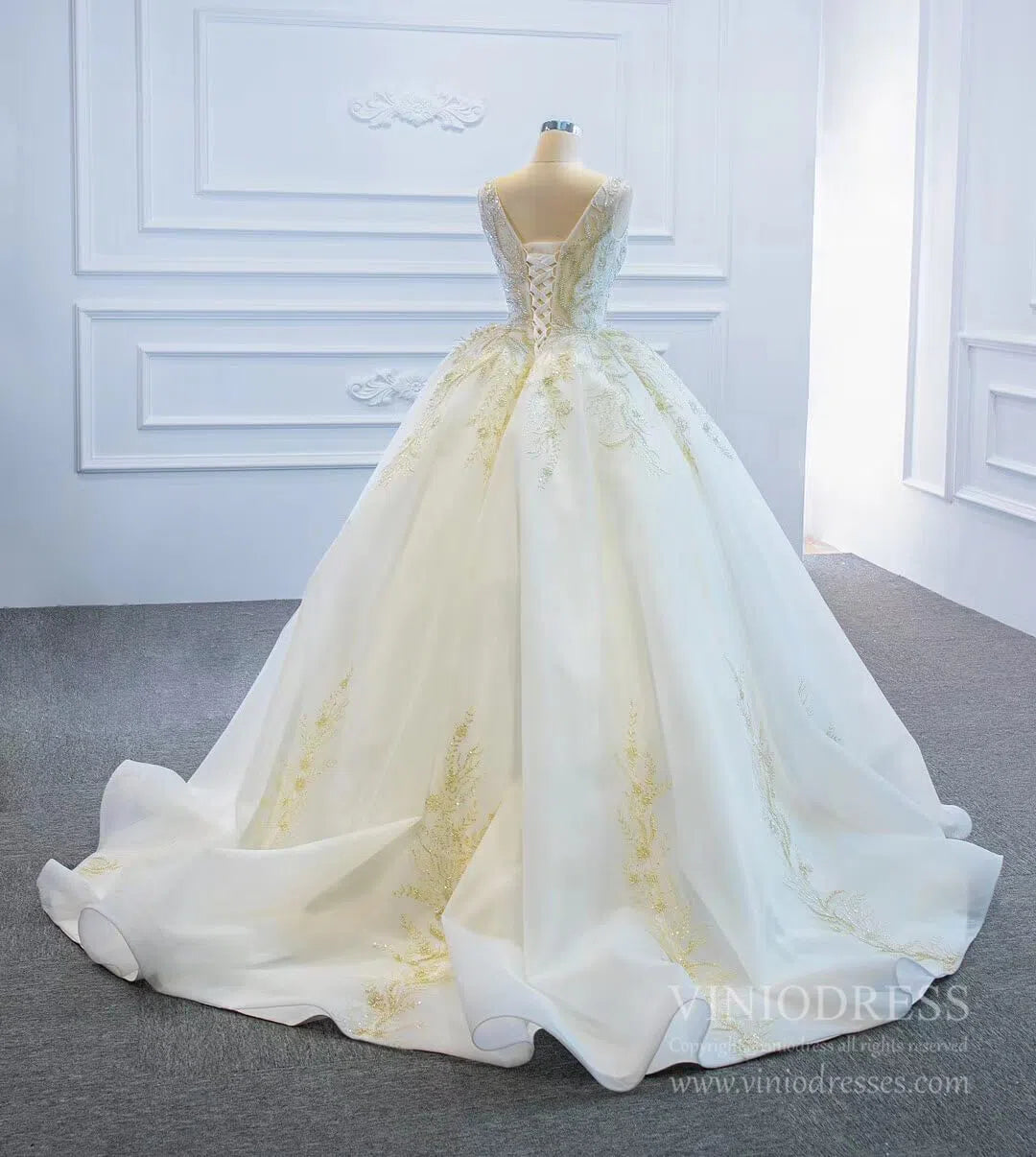 Vintage Gold Lace Wedding Dresses Plunging V Neck Wedding Gown VW1774-wedding dresses 2025 -Viniodress-As Picture-Custom Size-