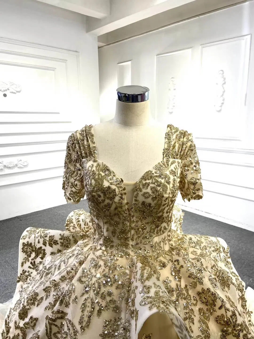Vintage Gold Wedding Dresses Off the Shoulder Cinderella Ball Gown 67159 viniodress-Quinceanera Dresses 2025 -Viniodress-Gold-Custom Size-