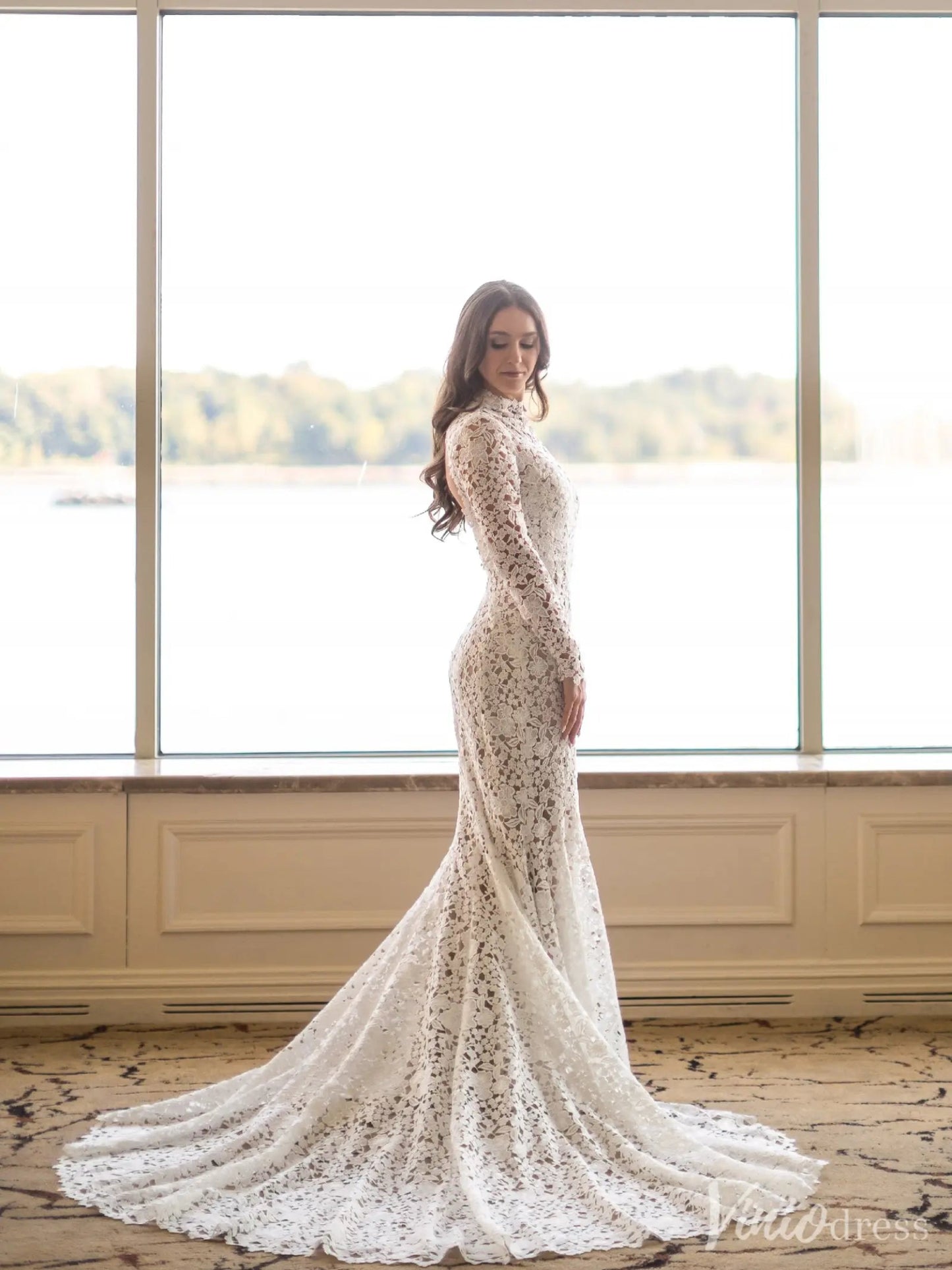 Vintage-Inspired Ivory Lace Wedding Dress with High Neck, Long Sleeves & Chapel Train – VW2503-wedding dresses 2025 -Viniodress-Ivory-Custom Size-