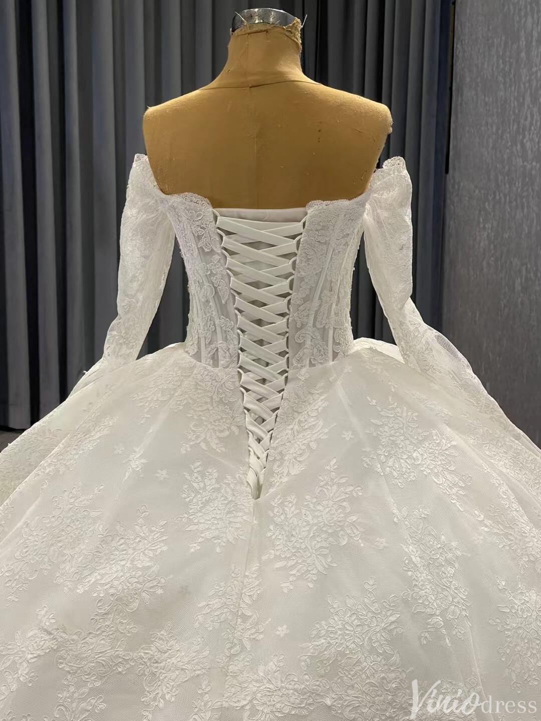 Vintage Lace Balll Gown Wedding Dresses Off the Shoulder Long Sleeves 231129-wedding dresses 2025 -Viniodress-Ivory-Custom Size-