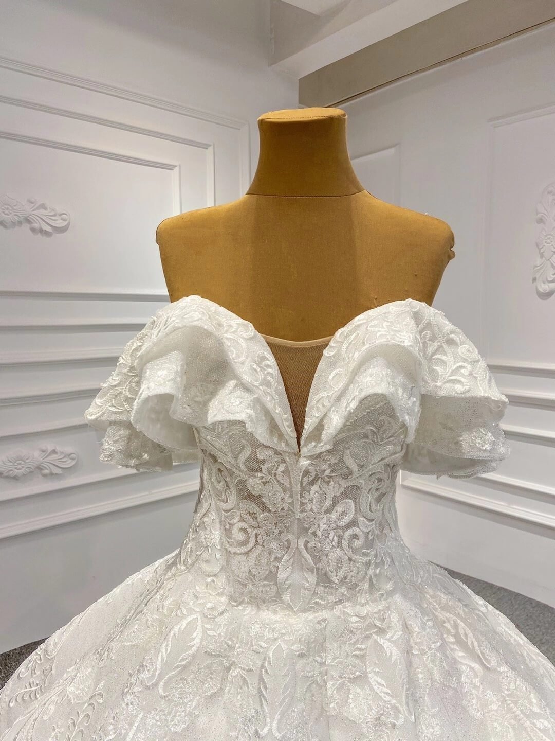 Vintage Lace Wedding Dresses Off the Shoulder Ball Gown 67162B-wedding dresses 2025 -Viniodress-As Picture-Custom Size-