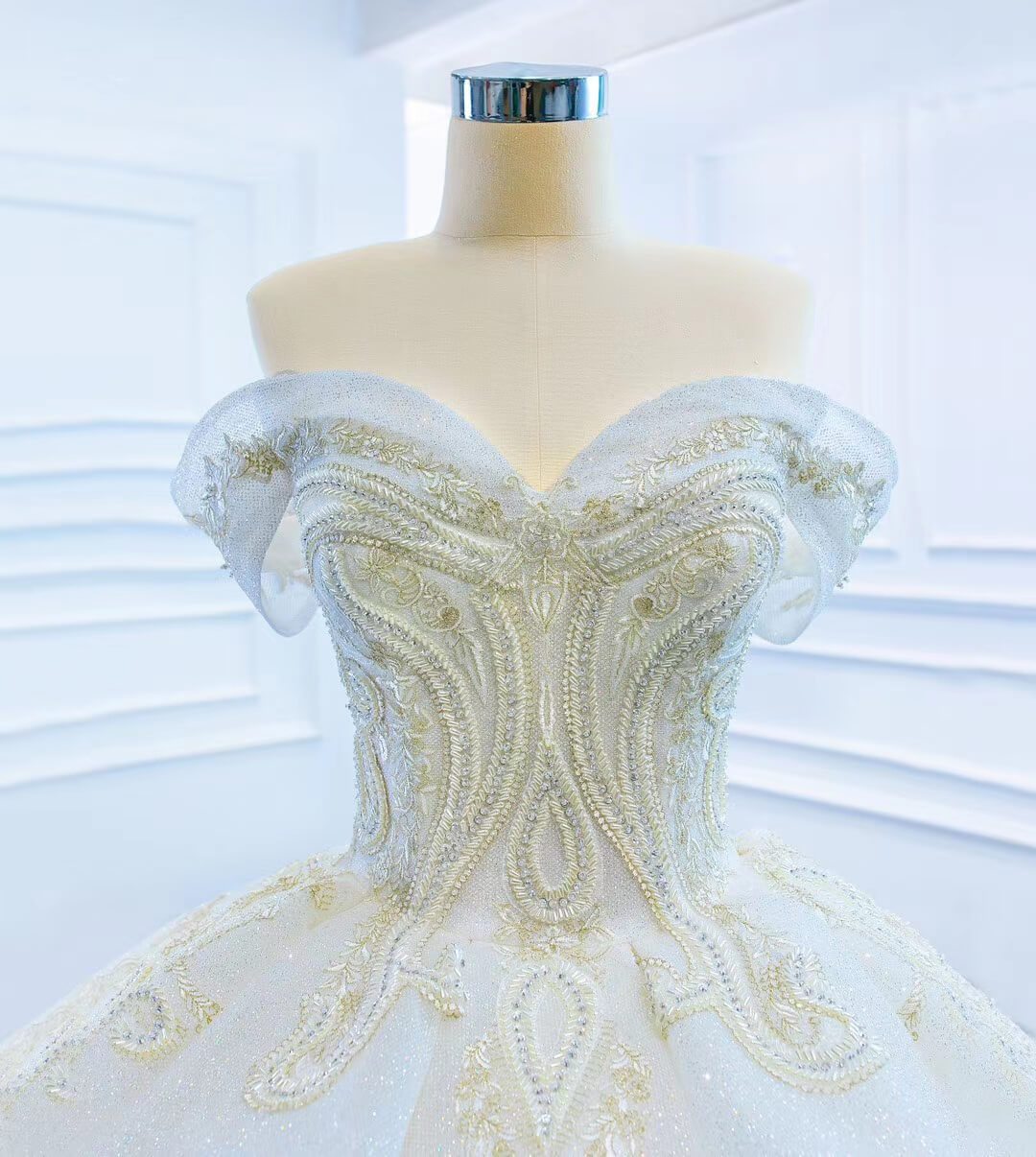 Vintage Off the Shoulder Tiered Ball Gown Wedding Dresses VW1799-wedding dresses 2025 -Viniodress-As Picture-Custom Size-