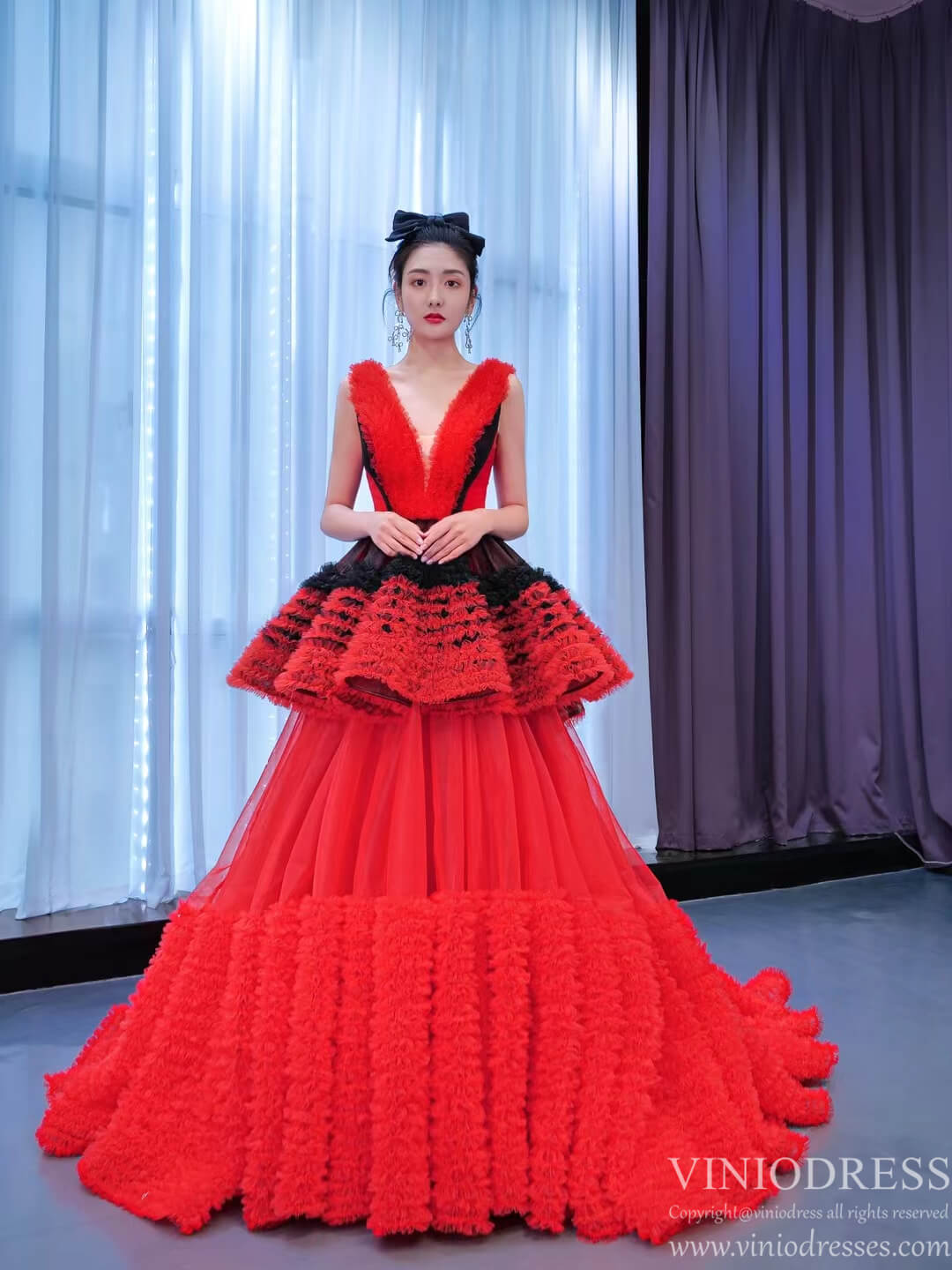 Vintage Red Formal Dress V-neck Tiered Tulle Ball Gown viniodress-prom dresses 2025 -Viniodress-Red-Custom Size-
