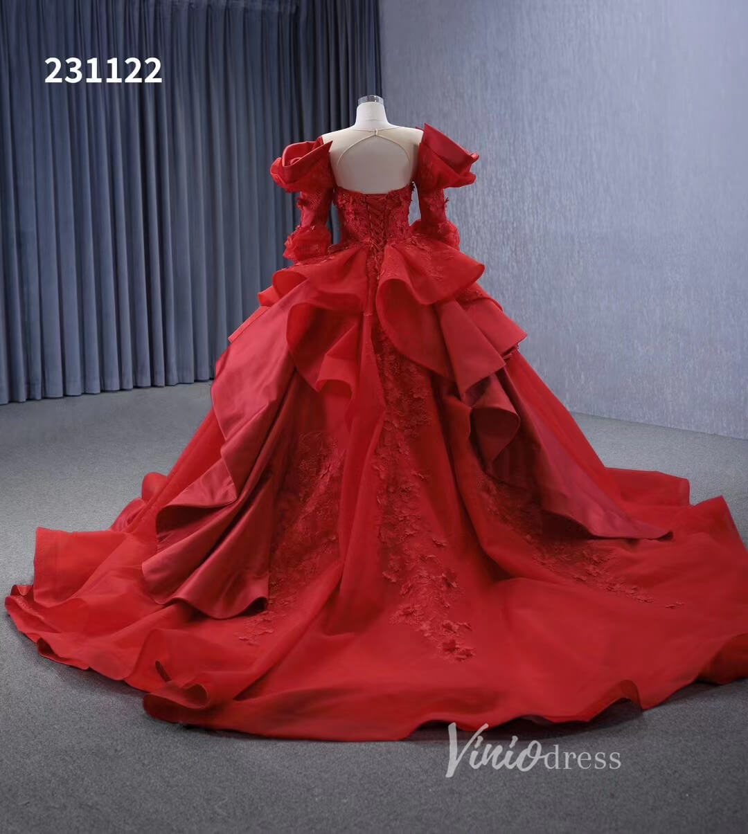 Vintage Red Satin Ball Gown Wedding Dresses Extra Long Sleeves