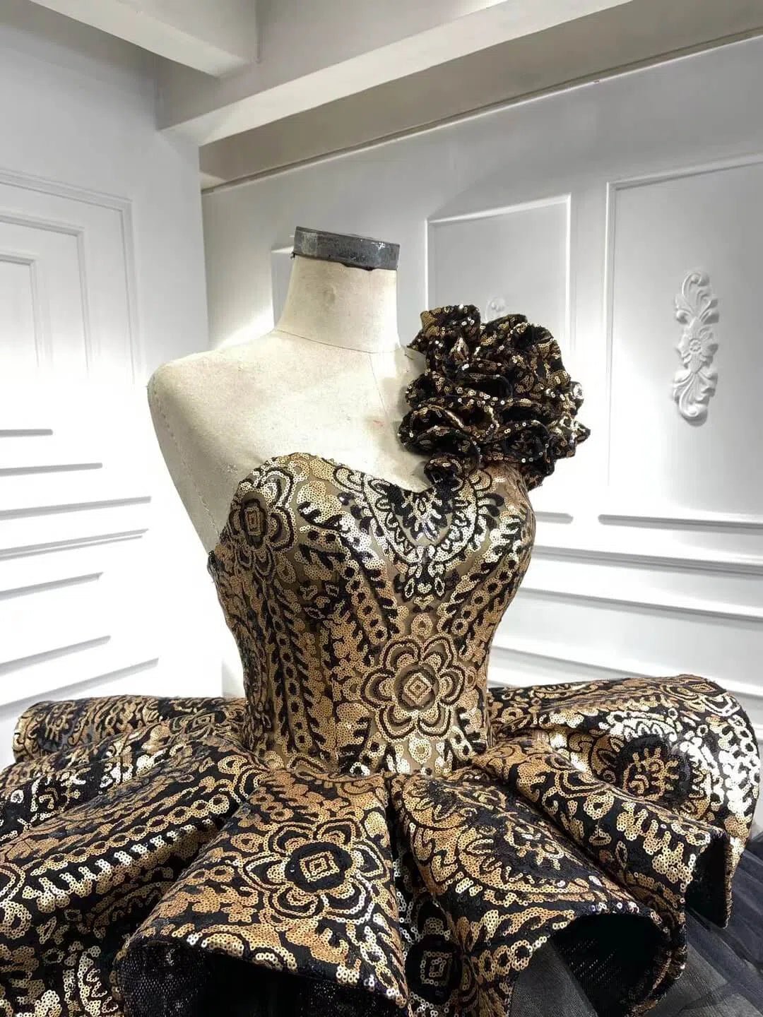 Vintage Ruffled Black Ball Gown One Shoulder Quince Dress 66914 viniodress-prom dresses 2025 -Viniodress-Black-Custom Size-