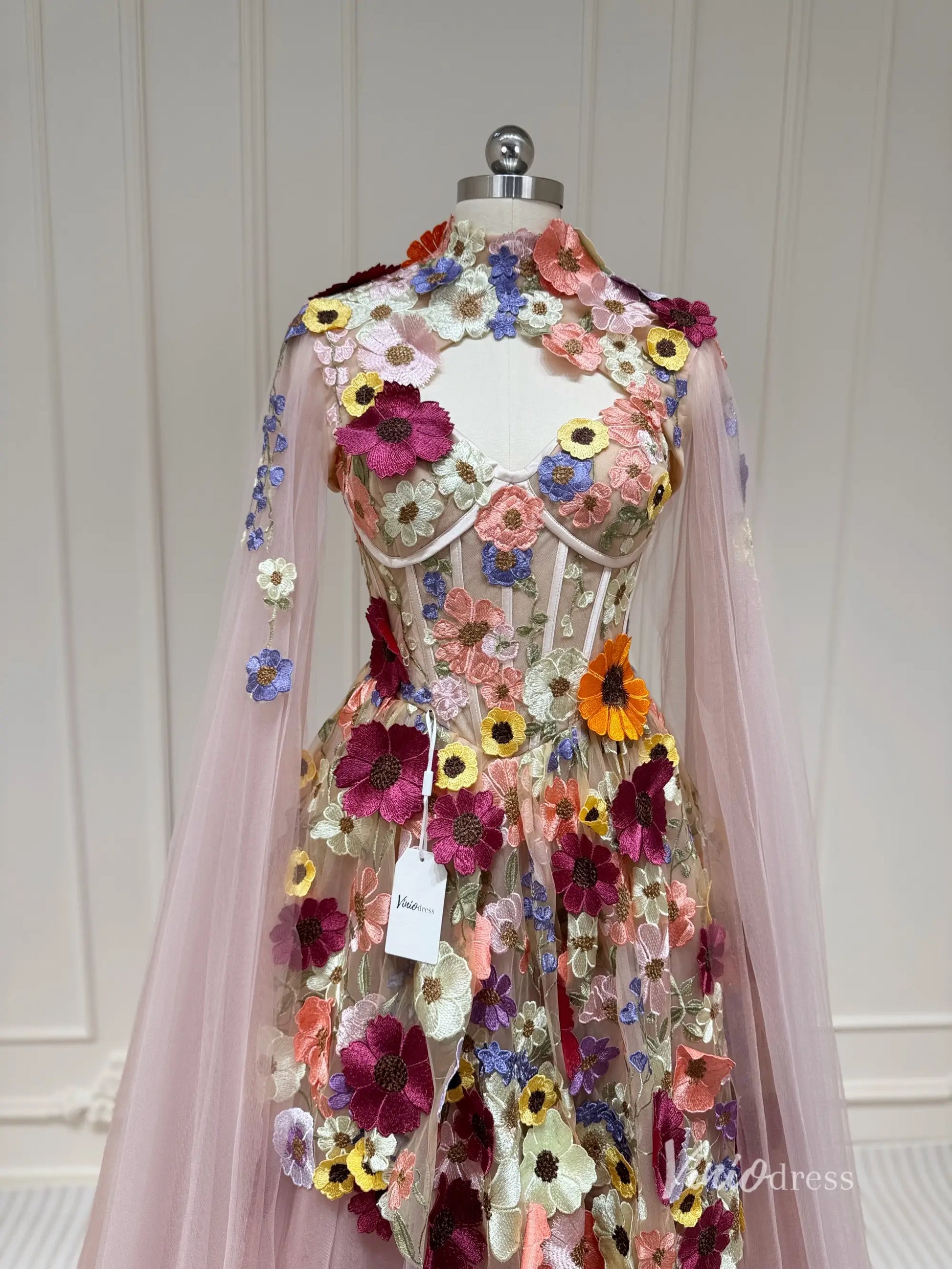 Vintage Wildflower Floral Wedding Dress with Cape | Sweetheart Corset Gown with Basque Waist FW137-wedding dresses 2025 -Viniodress-Pink-Custom Size-