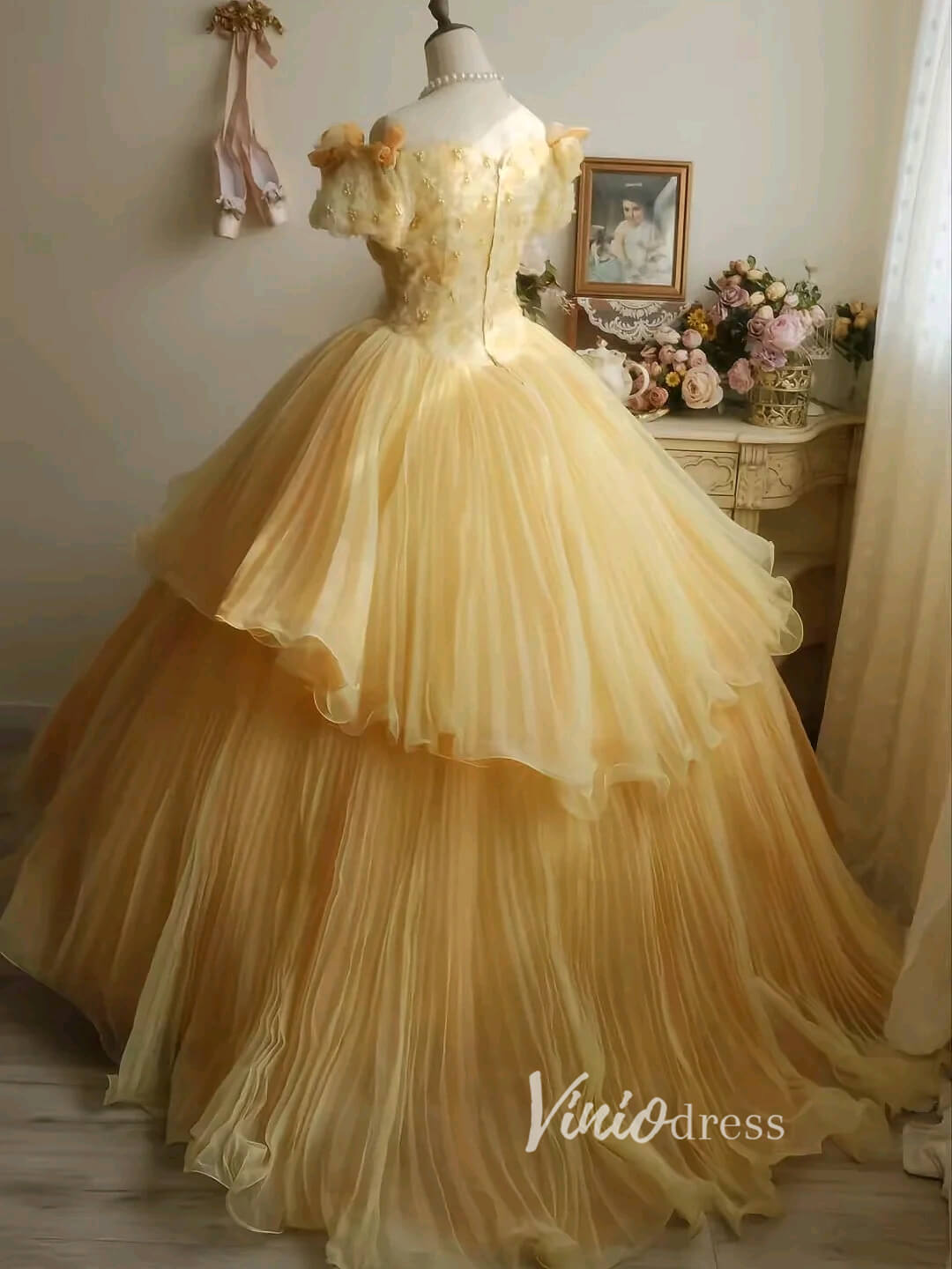 Vintage Yellow Ball Gowns Vintage Organza Quince Dresses FD3447 – Viniodress Vintage Yellow Ball Gowns Vintage Organza Quince Dresses FD3447 – Viniodress