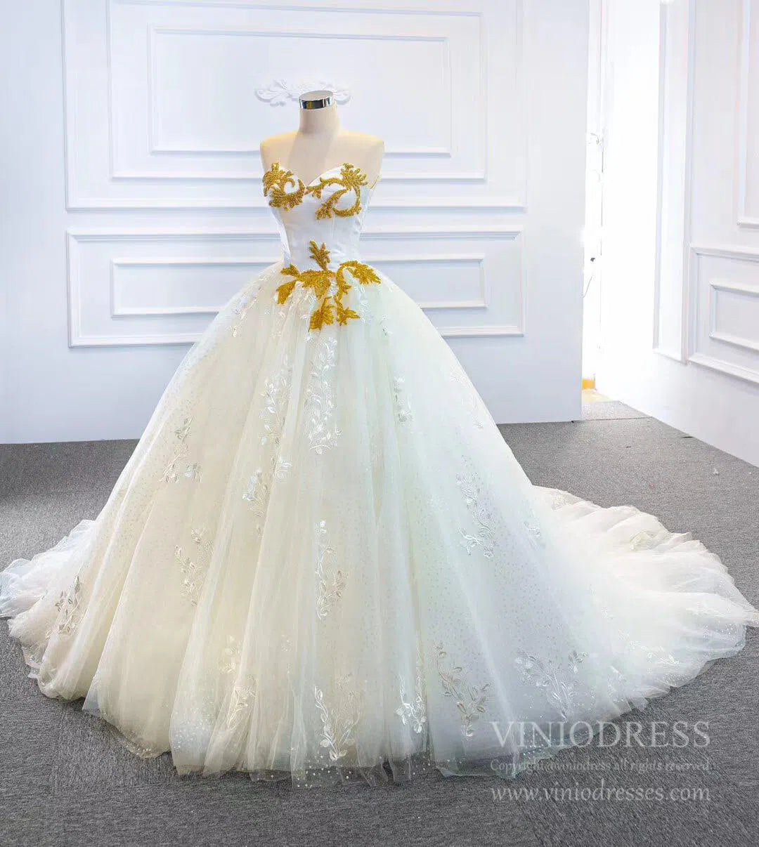 Ball Gown Strapless Wedding Dresses Gold Beaded Classy Wedding Gown VW1424-wedding dresses-Viniodress-Viniodress