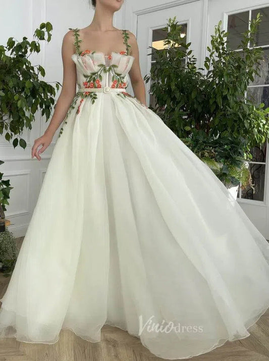 Prom Dress 2025 Green Leaf Lace Appliqued Prom Dress with Pockets VW1142-unique wedding dresses-Champagne-Custom Size-Viniodress