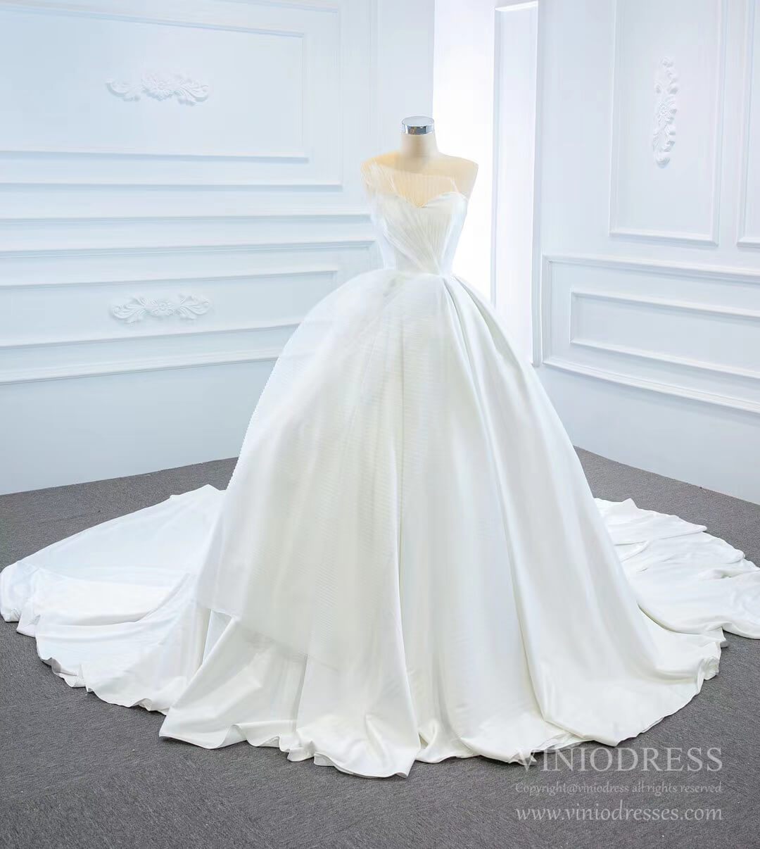 Simple Ball Gown Satin Wedding Dresses Strapless Bridal Gown VW1788-wedding dresses-Viniodress-Viniodress