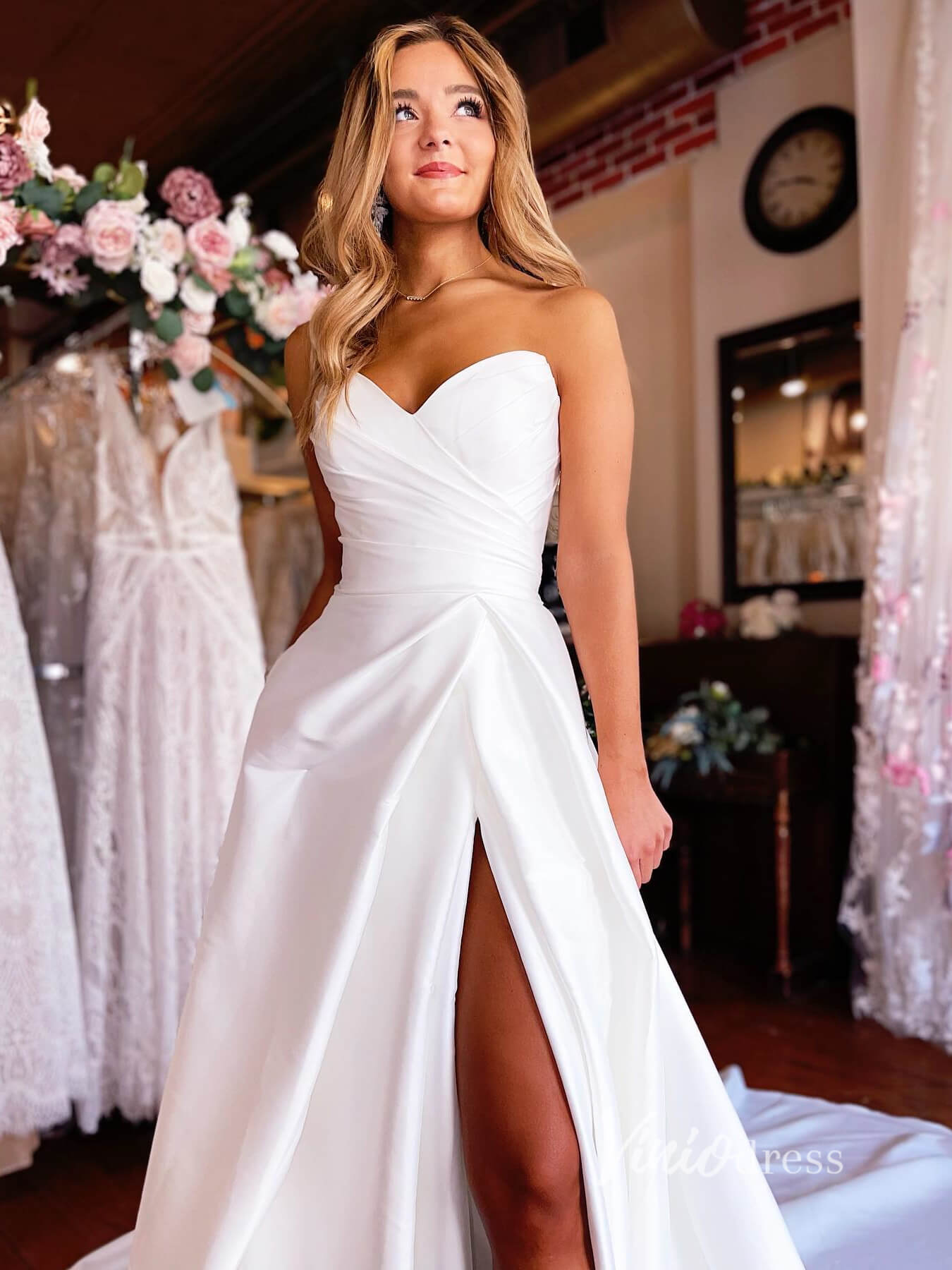 Strapless A-line Satin Wedding Dresses with Slit VW2088-wedding dresses-Viniodress-Viniodress