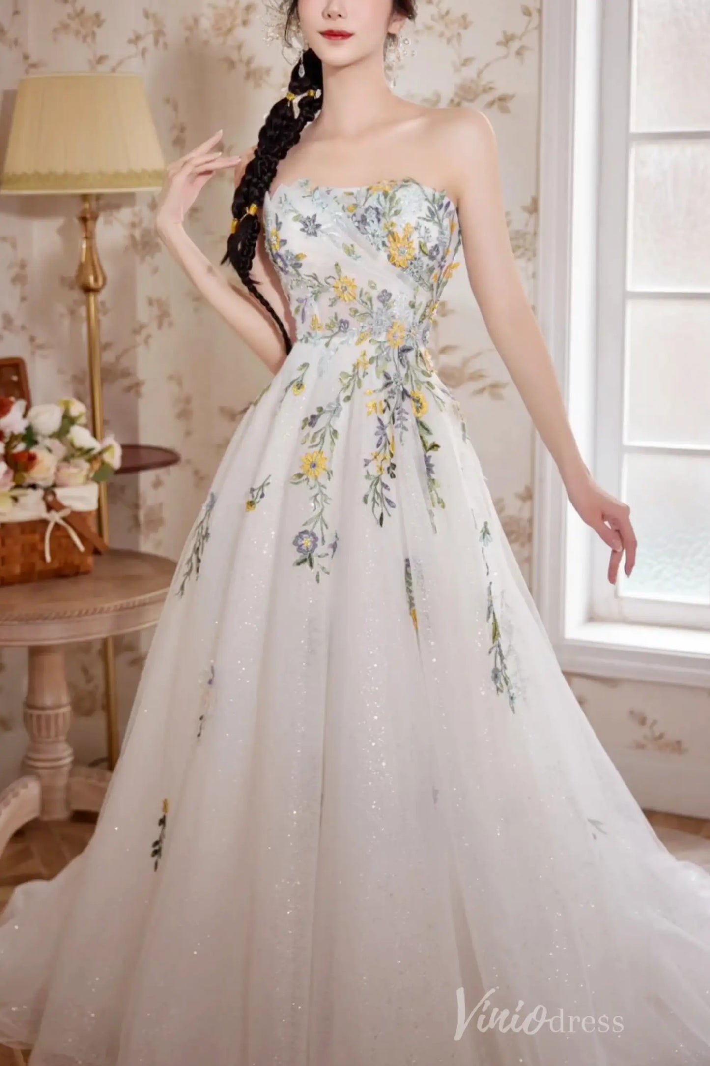 Whimsical Floral Wedding Dresses Strapless Bridal Gown with Removable Sleeves FW125-wedding dresses 2025 -Viniodress-Ivory-Strapless-Custom Size