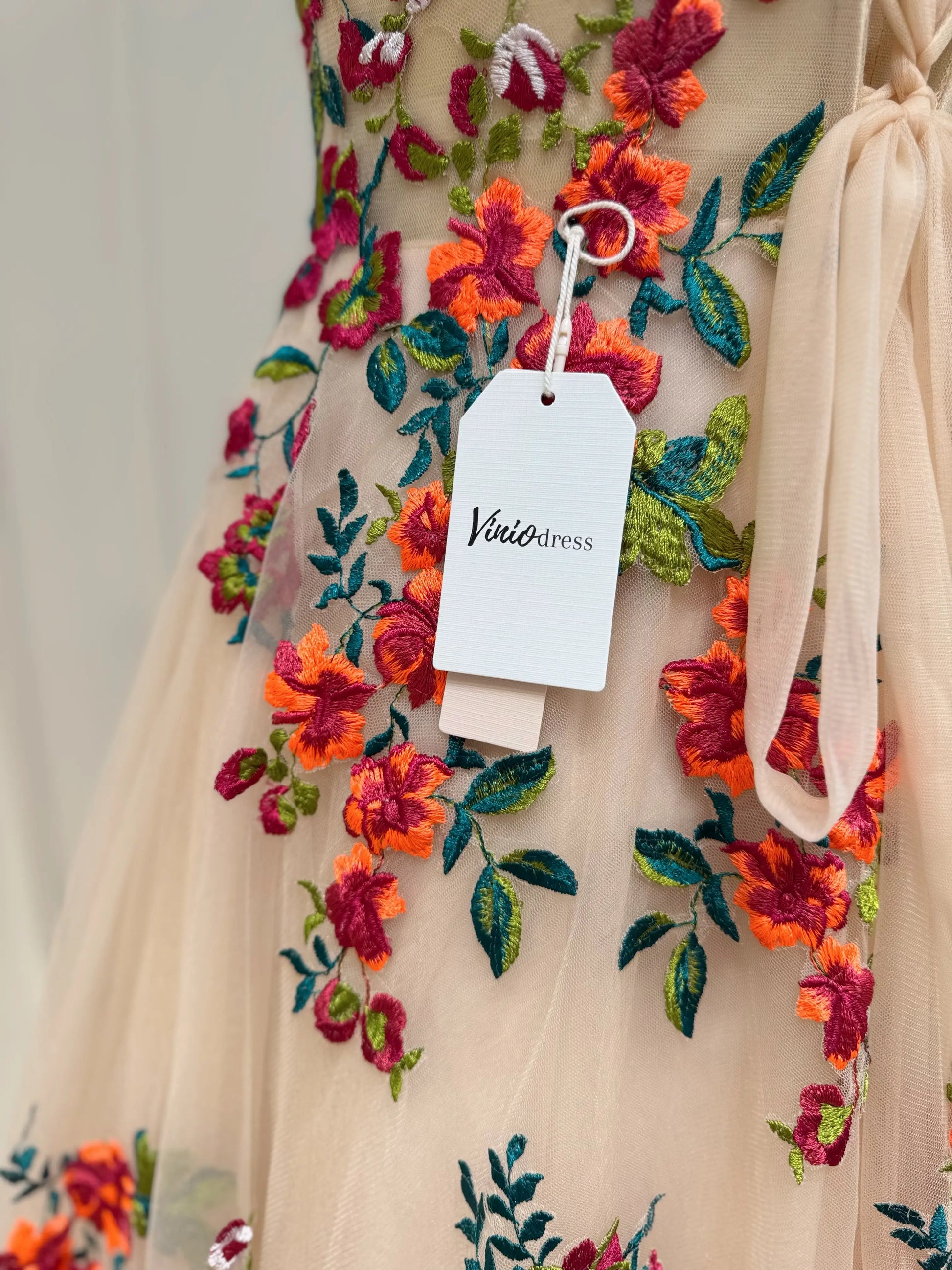 Whimsical Forest Wedding Dress | Colorful Floral Embroidery Photoshoot Dress, Lace-Up Back FW141-wedding dresses 2025 -Viniodress-Champagne-Custom Size-