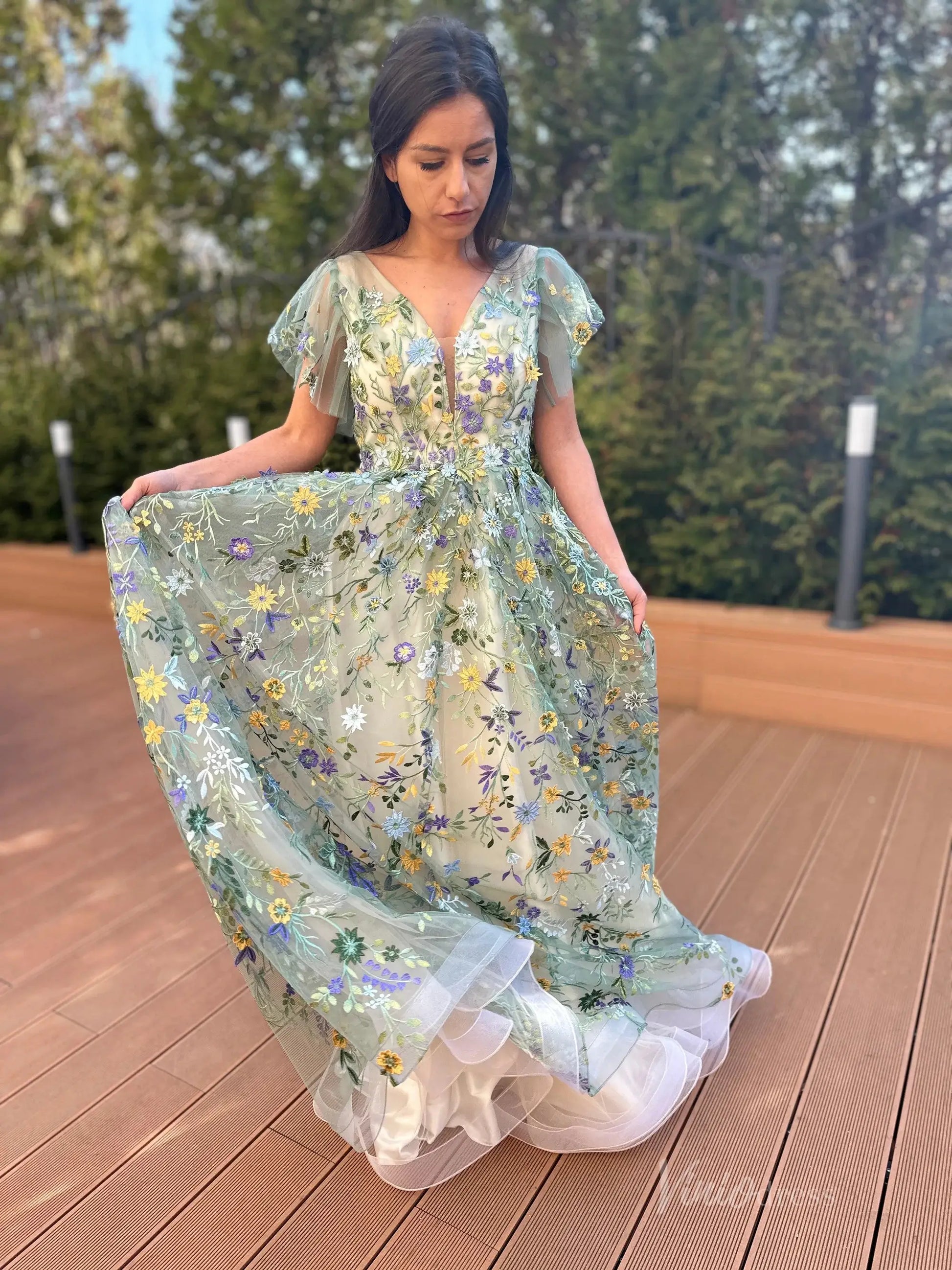 Whimsical Forest Wedding Dress | Green Floral Embroidery Photography Dress FW102-wedding dresses 2025 -Viniodress-Meadow Green-Custom Size-