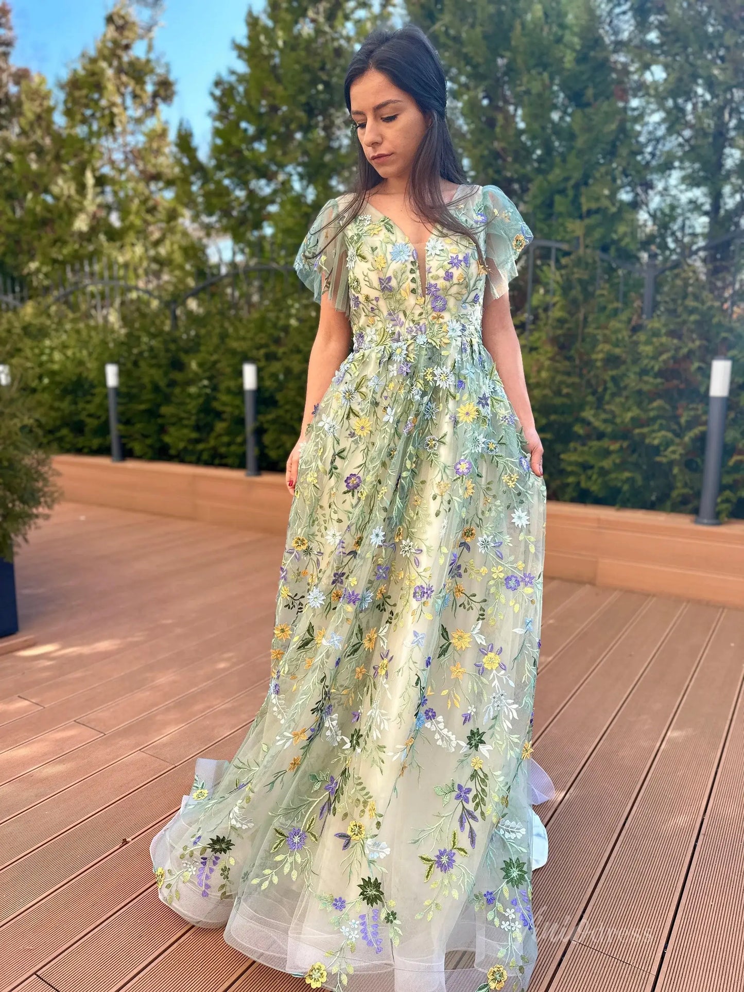 Whimsical Forest Wedding Dress | Green Floral Embroidery Photography Dress FW102-wedding dresses 2025 -Viniodress-Meadow Green-Custom Size-