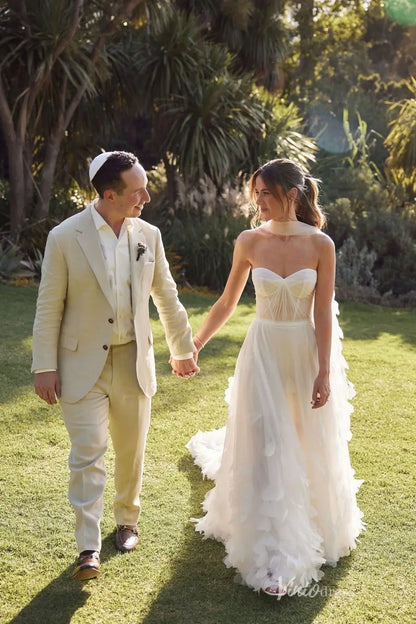 Whimsical Hand-Made 3D Floral Tulle A-Line Wedding Dress with Sweetheart Corset Bodice & Cathedral Train – RM001