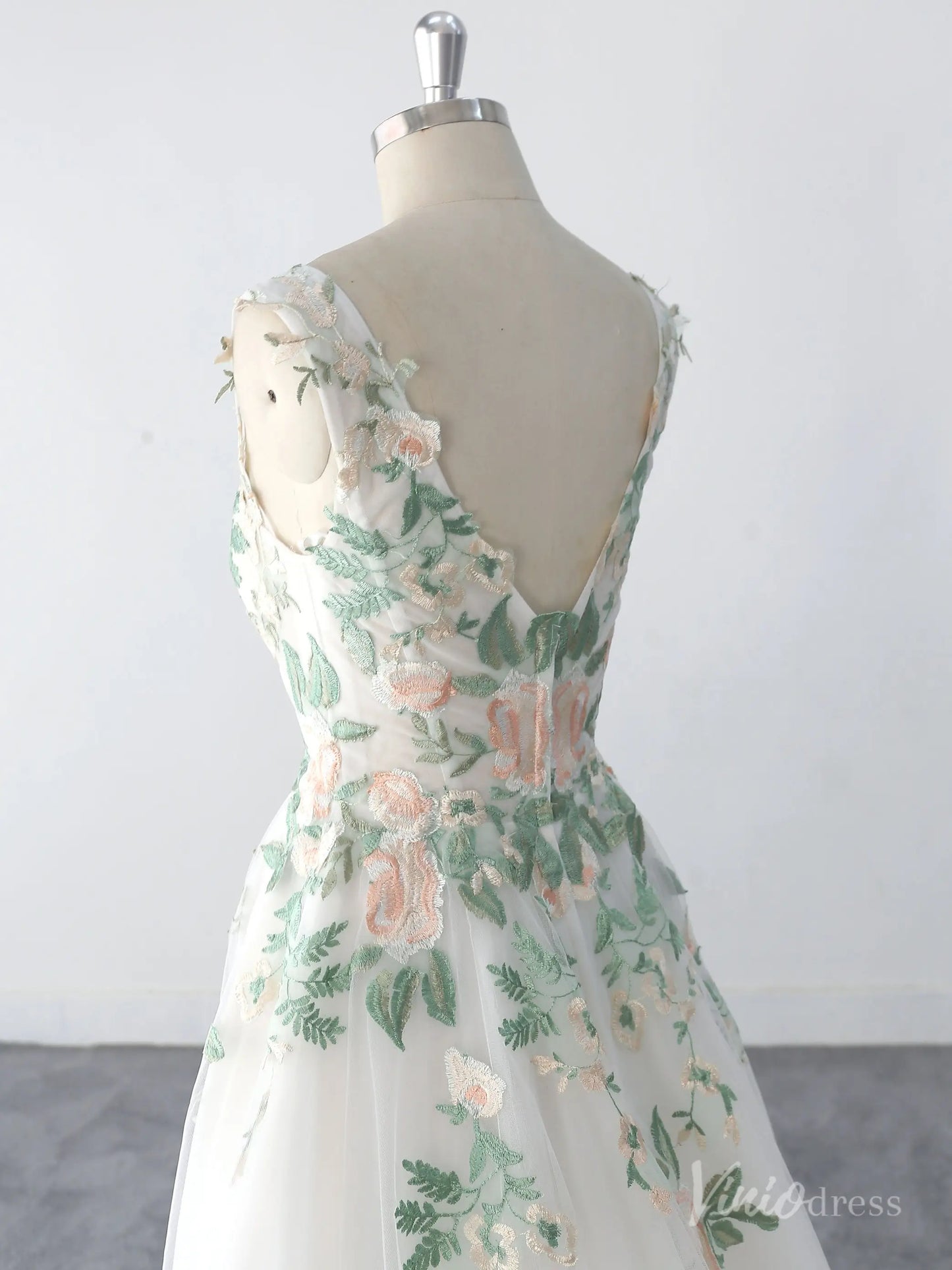 Whimsical Ivory Floral Wedding Dress with Pastel Embroidery, V-Neck Bodice, and Layered Tulle Skirt – FW221-wedding dresses 2025 -Viniodress-Ivory-Custom Size-