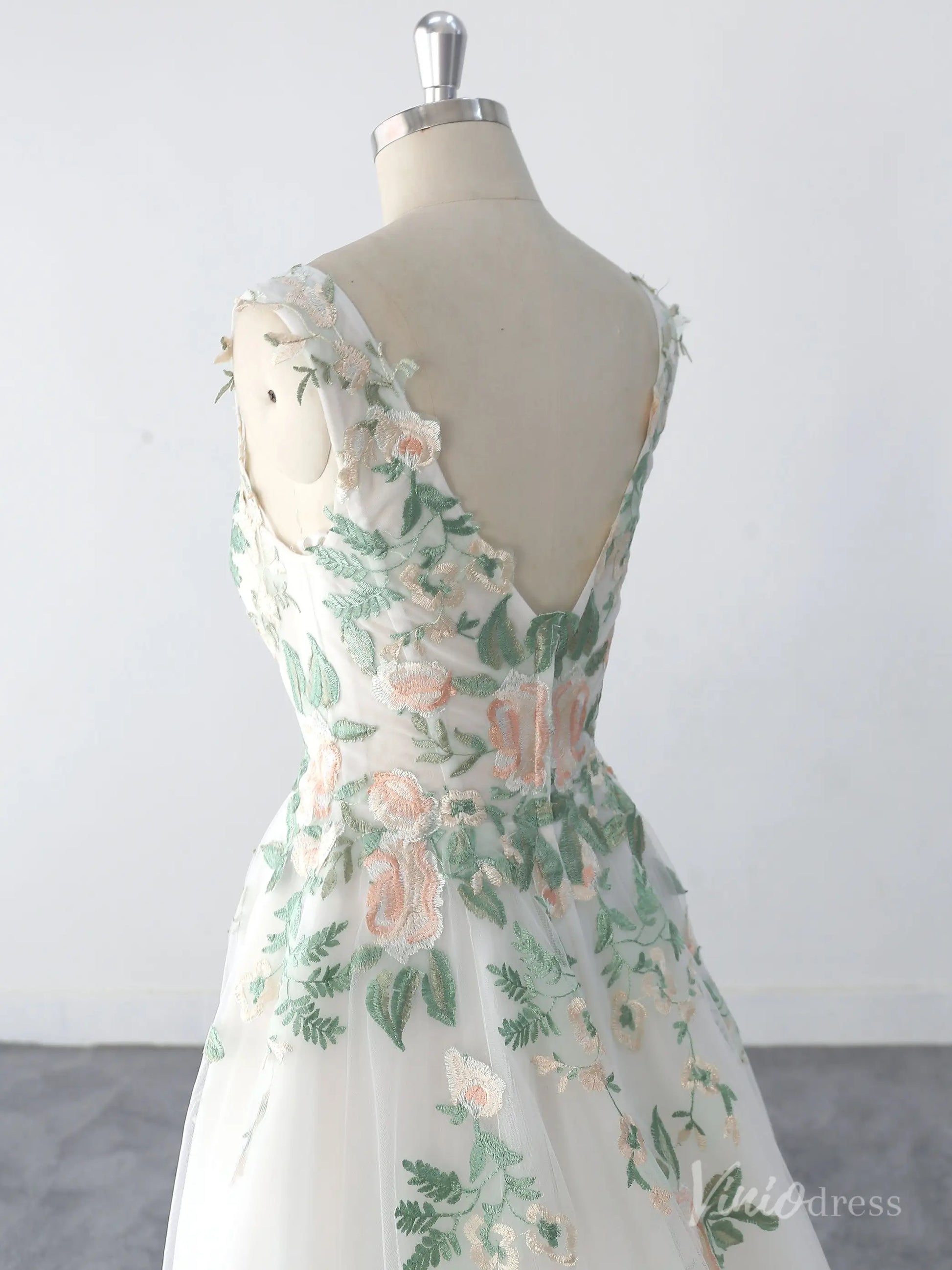 Whimsical Ivory Floral Wedding Dress with Pastel Embroidery, V-Neck Bodice, and Layered Tulle Skirt – FW221-wedding dresses 2025 -Viniodress-Ivory-Custom Size-