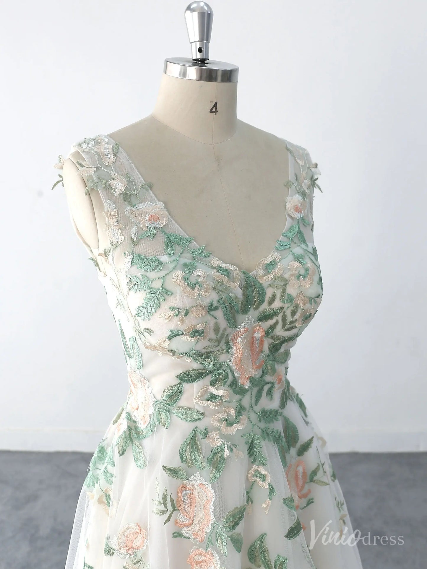 Whimsical Ivory Floral Wedding Dress with Pastel Embroidery, V-Neck Bodice, and Layered Tulle Skirt – FW221-wedding dresses 2025 -Viniodress-Ivory-Custom Size-