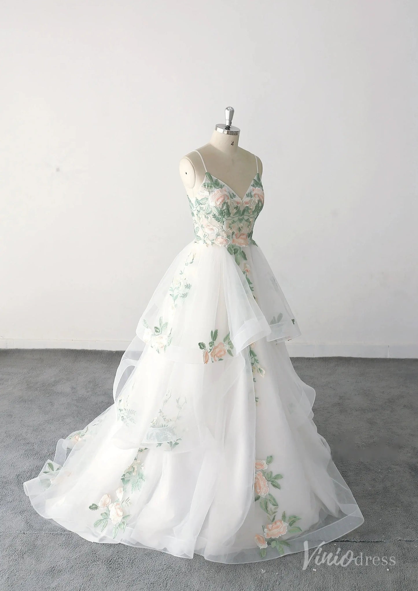 Whimsical Ivory Floral Wedding Dress with Spaghetti Straps, Layered Tulle Skirt, and Embroidered Bodice – FW224-wedding dresses 2025 -Viniodress-Ivory-Custom Size-
