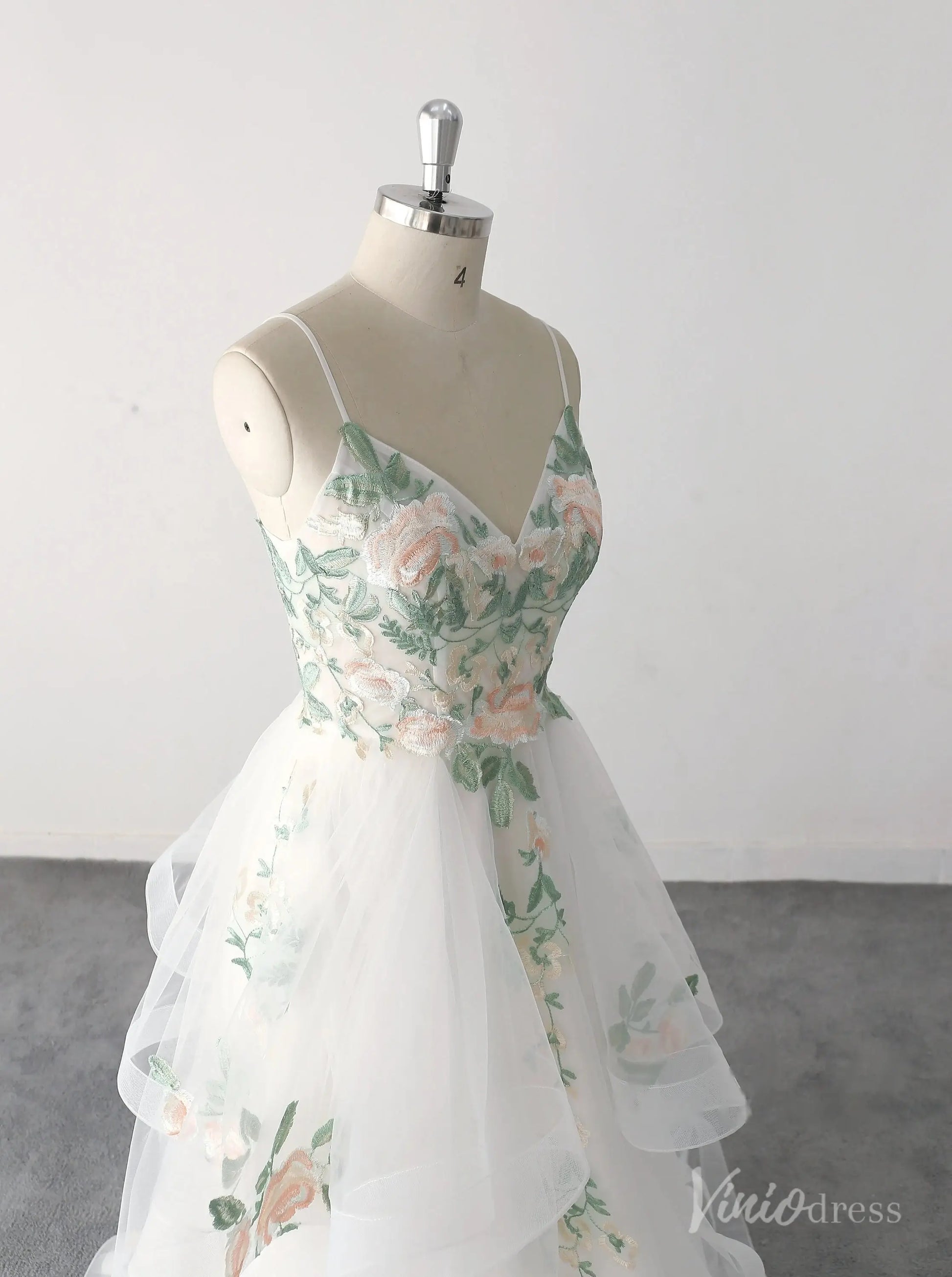 Whimsical Ivory Floral Wedding Dress with Spaghetti Straps, Layered Tulle Skirt, and Embroidered Bodice – FW224-wedding dresses 2025 -Viniodress-Ivory-Custom Size-