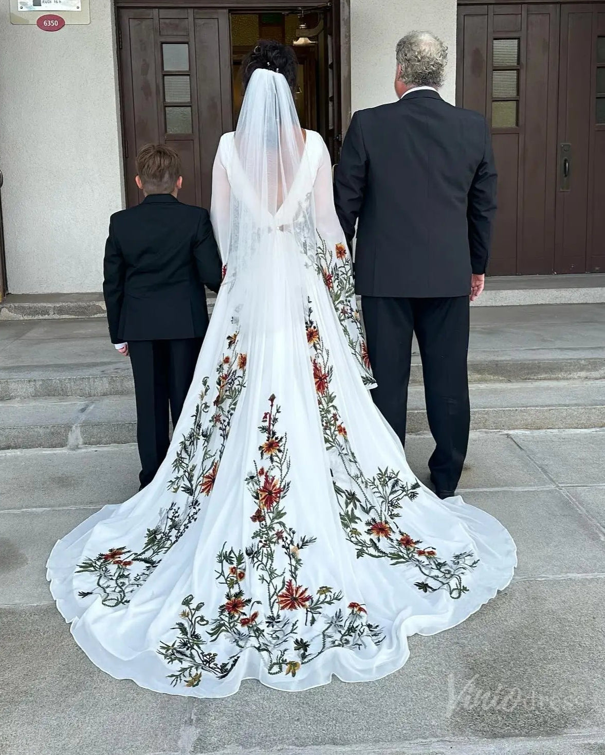 Whimsical Meadow Floral Chiffon Wedding Dress | Cape Sleeve Gown for Vow Renewal Mature Brides FW113-wedding dresses 2025 -Viniodress-Ivory-Custom Size-