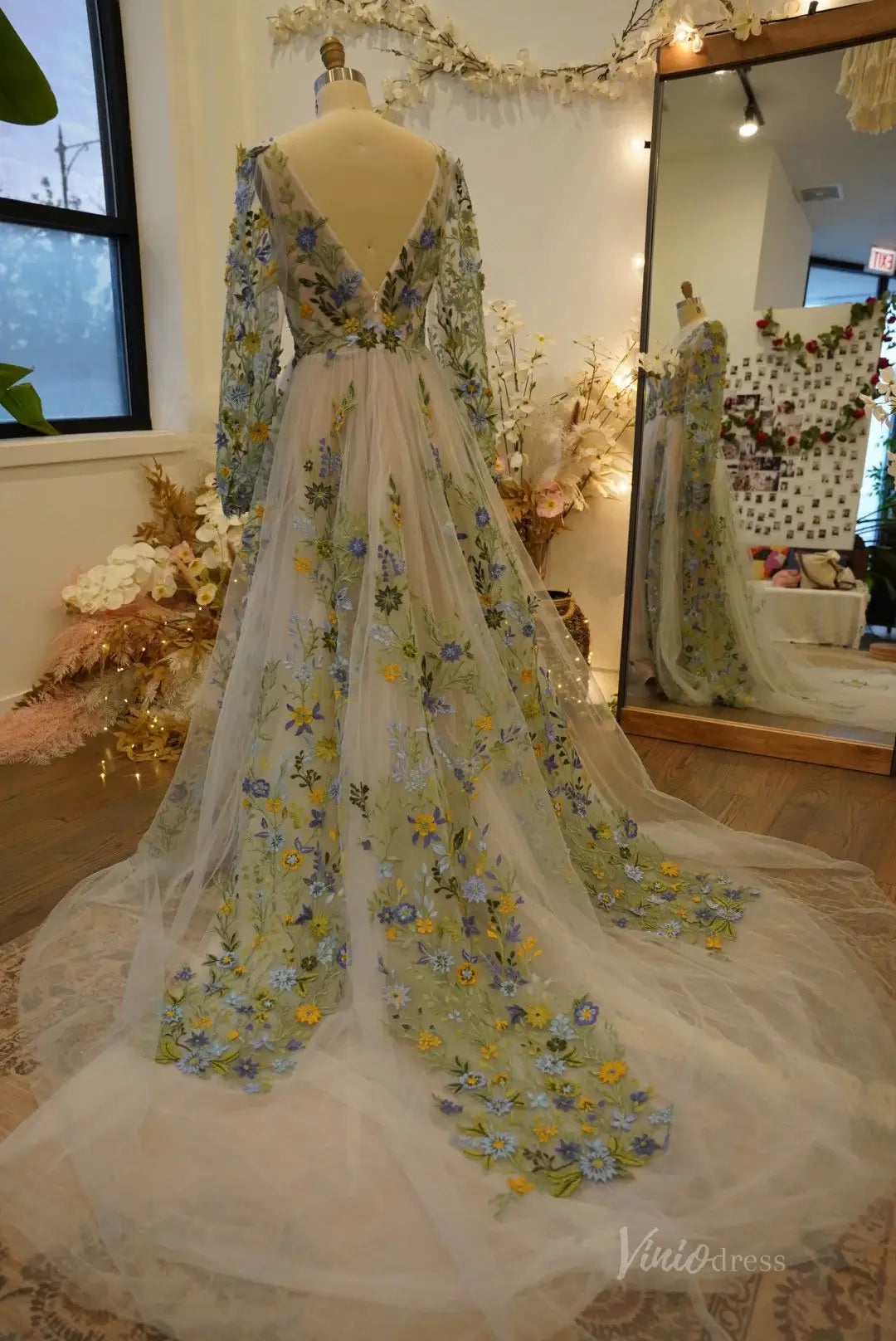 Whimsical Meadow Floral Wedding Dress with Long Sleeves| V-Neck Backle Viniodress Whimsical Meadow Floral Wedding Dress with Long Sleeves| V-Neck Backle Viniodress