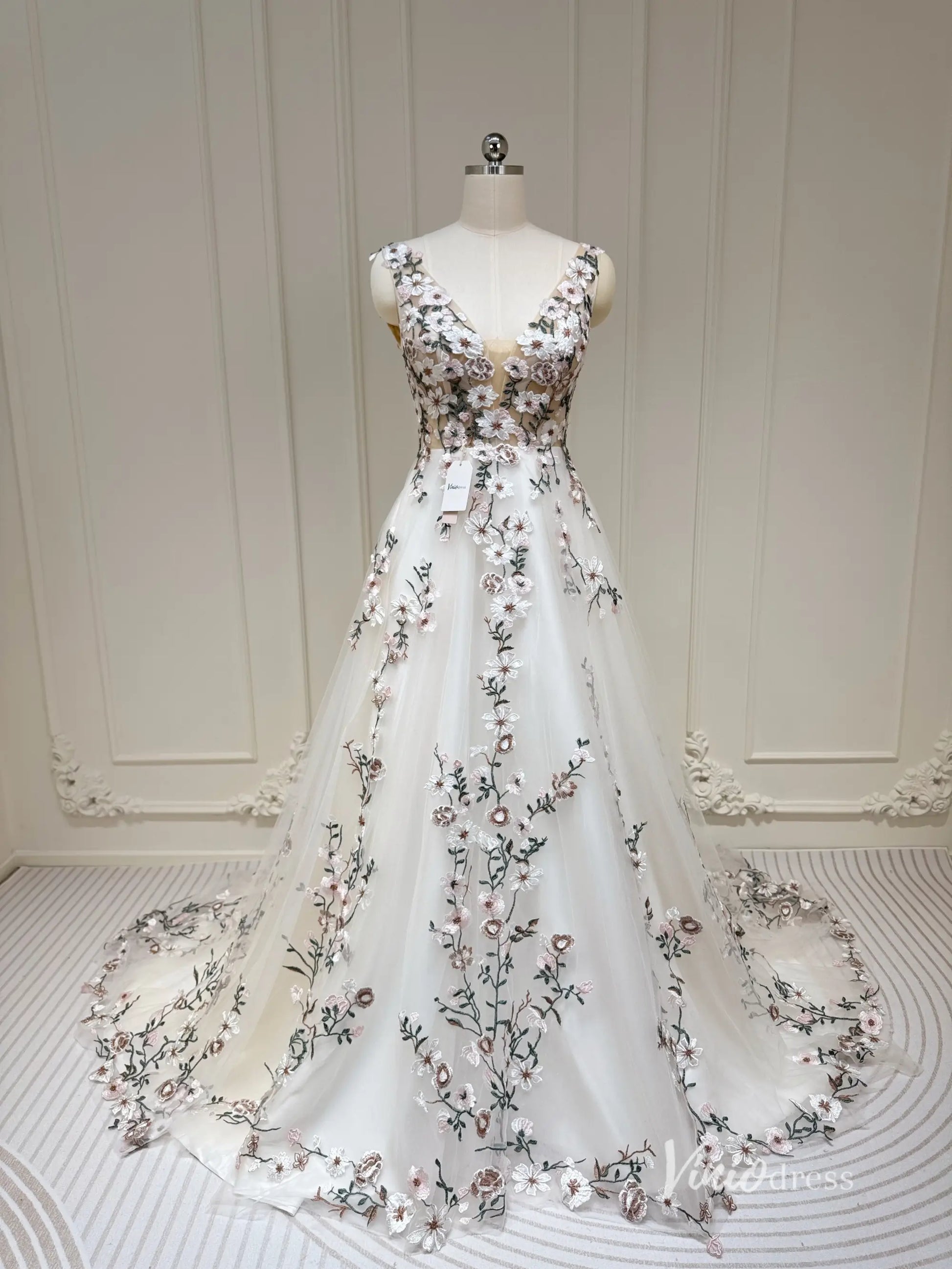 Romantic Floral A-Line Wedding Dress with Cap Sleeves VW2584 Viniodress Romantic Floral A-Line Wedding Dress with Cap Sleeves VW2584 Viniodress