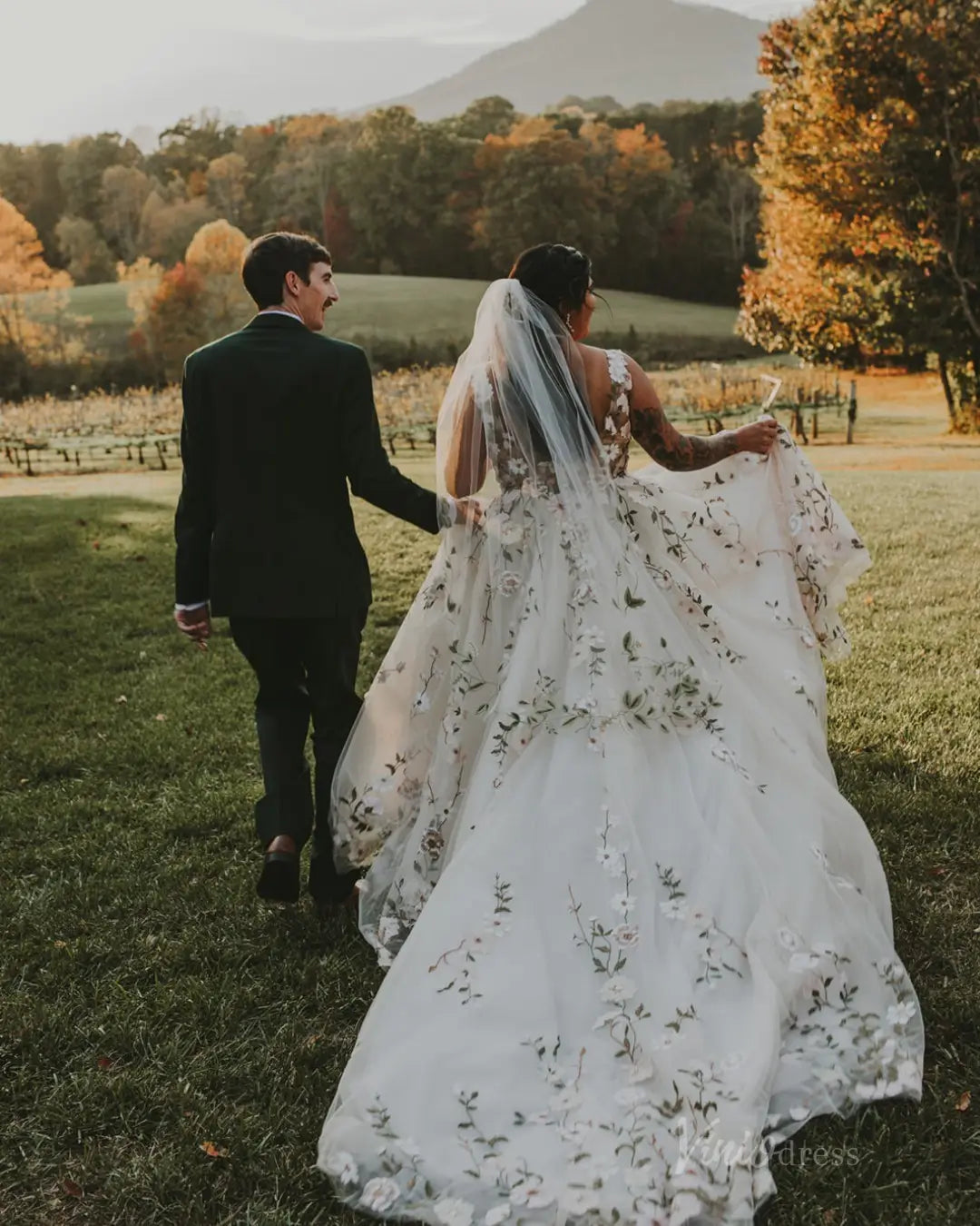Whimsical Meadow Wedding Dresses Blush Floral Bridal Gown with Veil FW116 Sleeveless-wedding dresses 2025 -Viniodress-Ivory-Dress Only-Custom Size