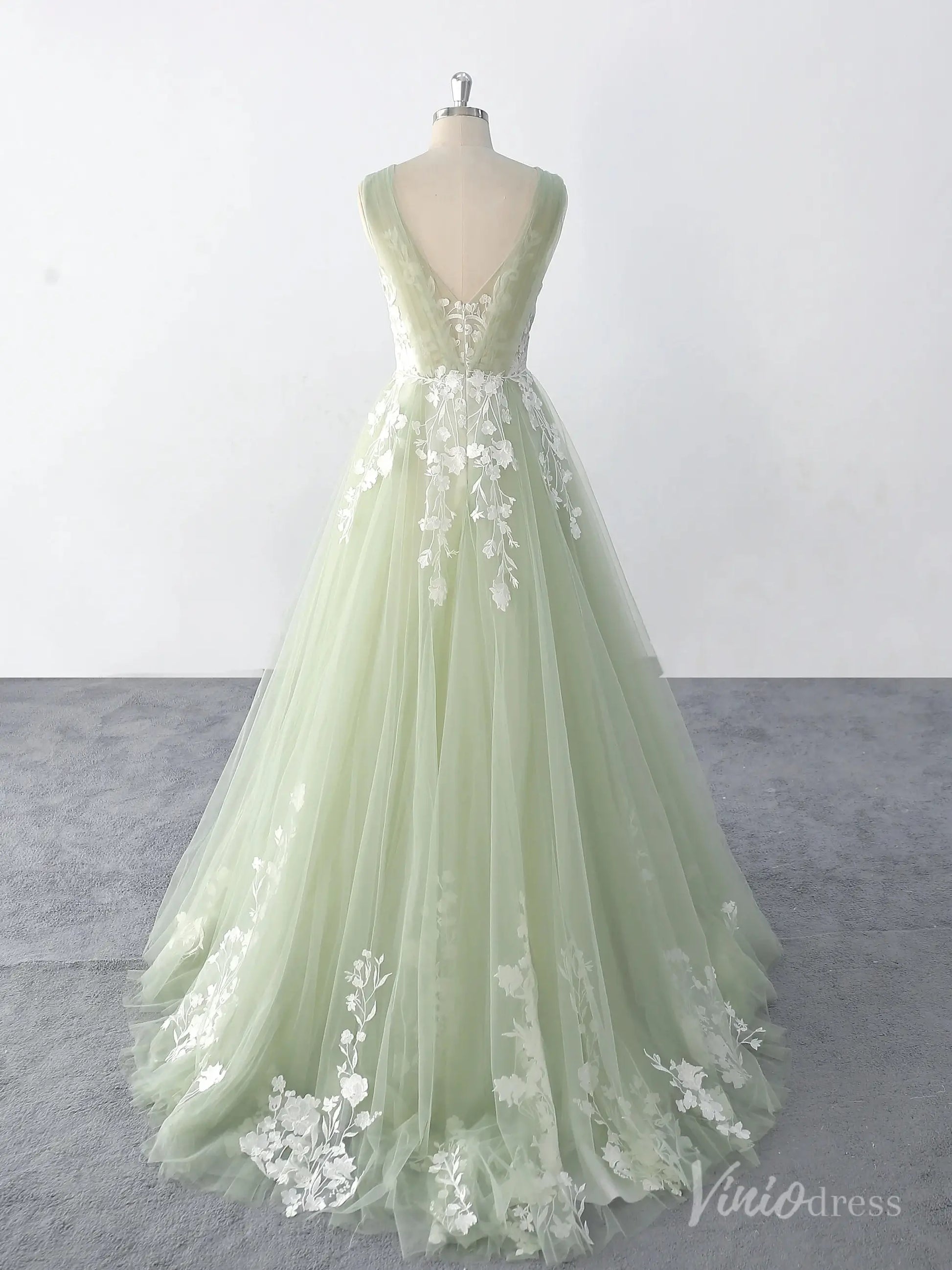 Whimsical Sage Green Wedding Dress with Floral Lace Appliques, Illusion V-Neck, and Soft Tulle Skirt – FW220-wedding dresses 2025 -Viniodress-Sage-Custom Size-