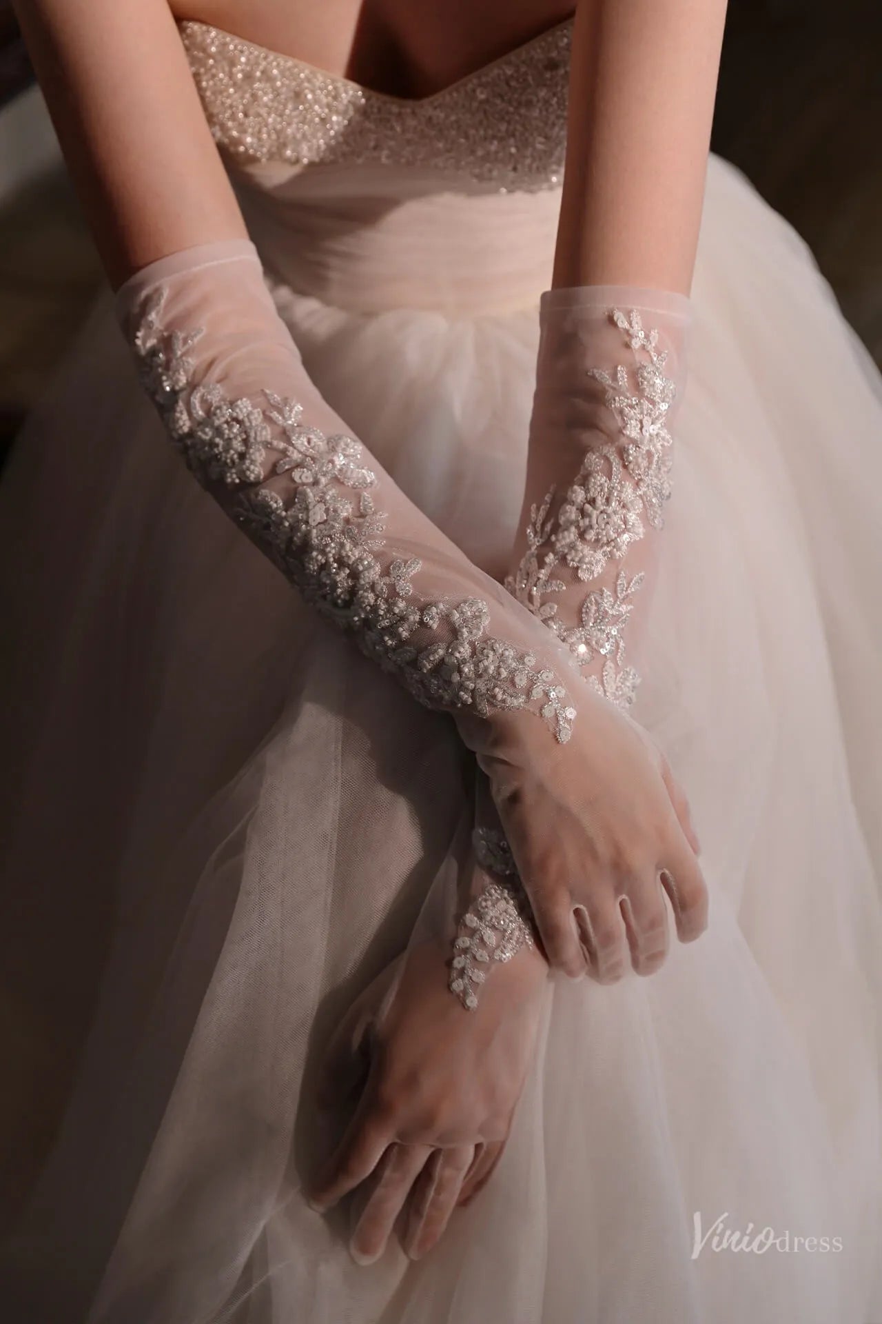 White Lace Appliqué Sheer Tulle Bridal Gloves – Long Embroidered Wedding Gloves for Women WG215-Bridal Gloves 2026-Viniodress-Ivory-