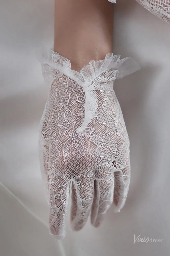 White Lace Bridal Gloves with Ruffle Cuff – Short Romantic Wedding Gloves for Women WG061-Bridal Gloves 2026-Viniodress-Ivory-