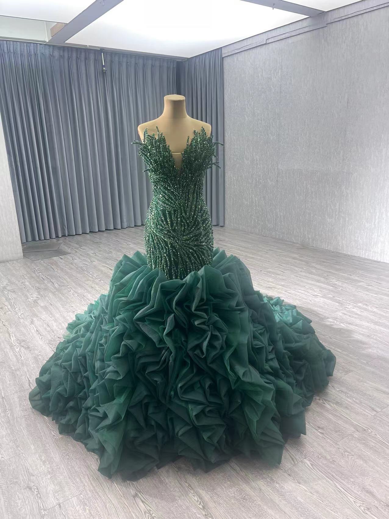 White Pearl Mermaid Wedding Dresses Tiered Strapless Pageant Dress 231040-wedding dresses 2025 -Viniodress-Green-Custom Size-