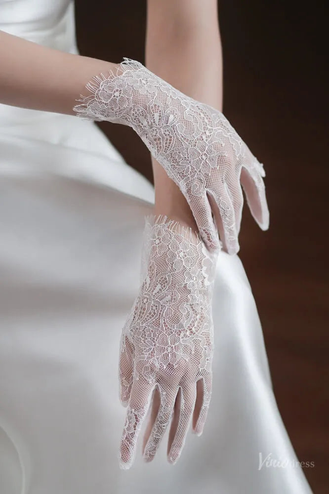 White Sheer Lace Bridal Gloves – Short Romantic Wedding Gloves for Women WG062-Bridal Gloves 2026-Viniodress-Ivory-