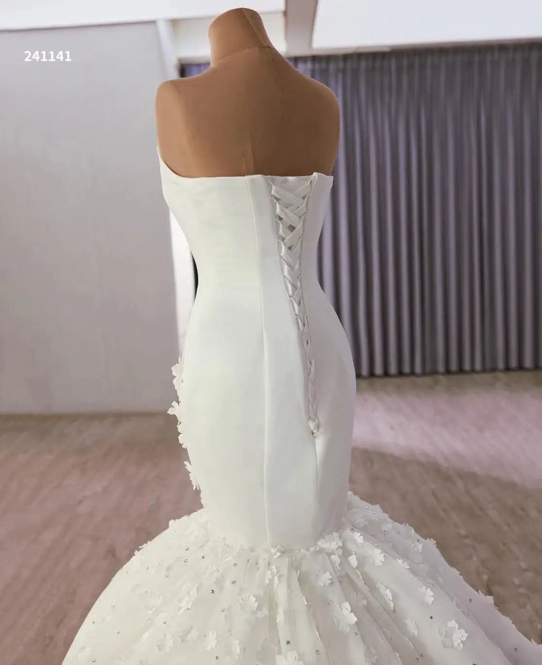 White Trumpet Wedding Dress 3D Flower Luxury Strapless Bridal Gown 241141-wedding dresses 2025 -Viniodress-Ivory-Custom Size-