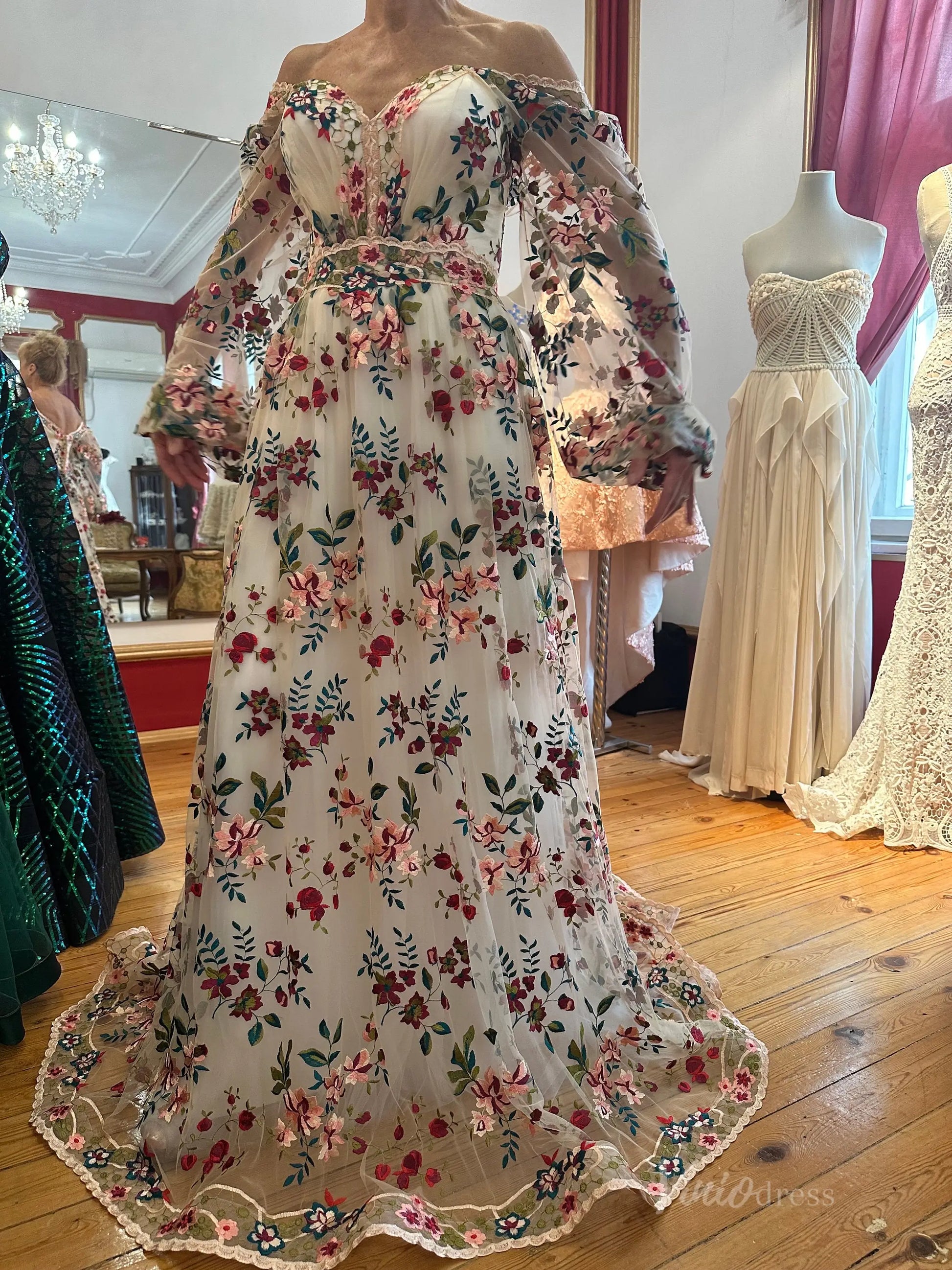 Wildflower Wedding Dress with Long Sleeve Colorful Floral Embroidery Photography Dress FW106-wedding dresses 2025 -Viniodress-Champagne-Custom Size-