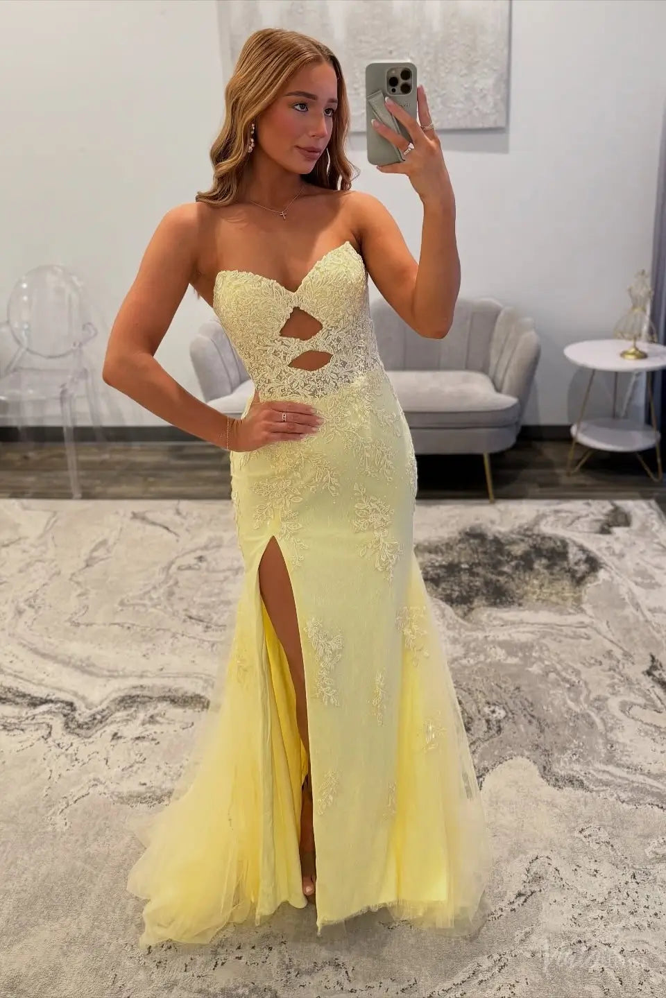 Yellow Cutout Lace Mermaid Prom Dress with High Slit & Lace-Up Back – LP042-Prom Dresses 2026-Viniodress-Yellow-Custom Size-
