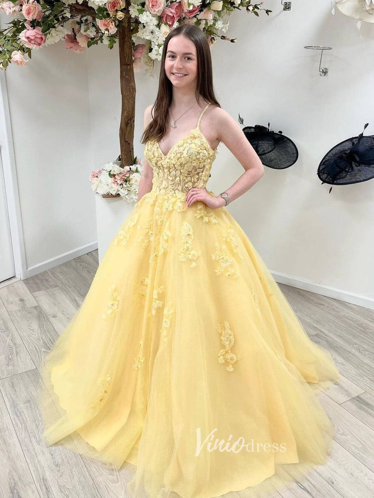 Prom Dress 2025 Yellow Lace Applique Prom Dresses Spaghetti Strap Evening Dress FD3091-unique prom dresses-Yellow-Custom Size-Viniodress