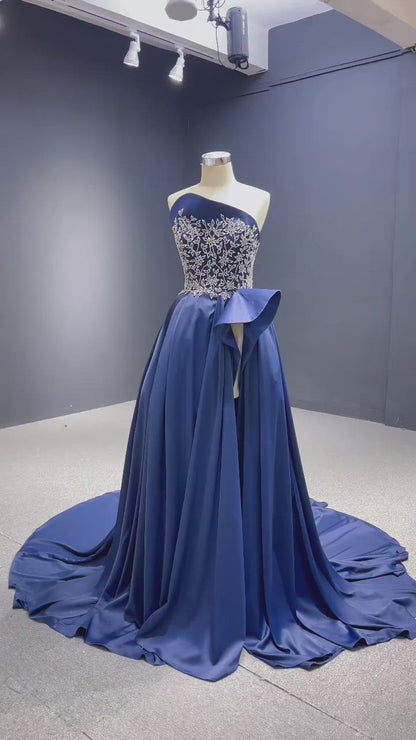 <transcy>Vestidos de fiesta de satén azul de alta costura con abertura</transcy>