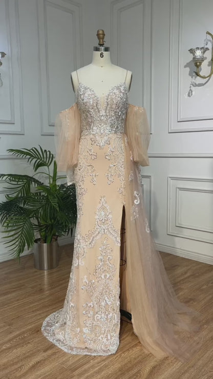 Vestido de noche con mangas abullonadas y apliques de encaje color champán 20069