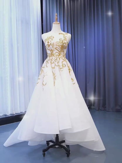 Robe de bal blanche haute et basse, robe de concours de perles dorées 67441