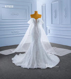 Vestido de novia sirena con pedrería y manga larga tipo capa 67503